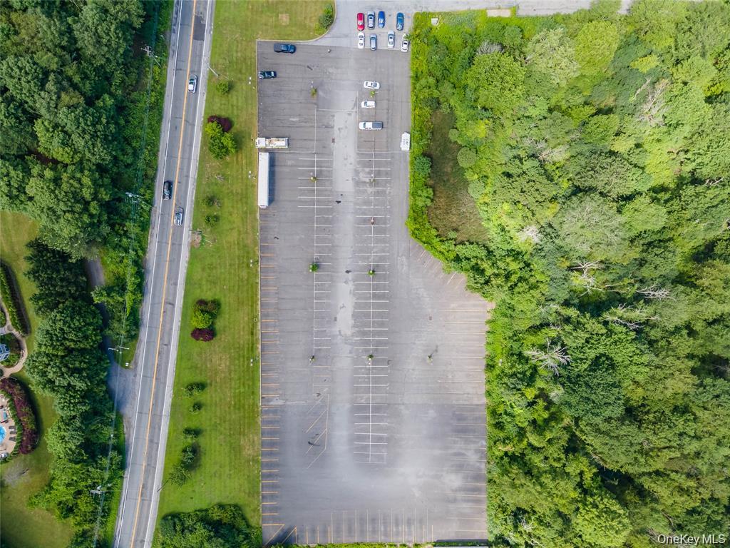 320 State Route 17M, Unit Parking Lo photo 6