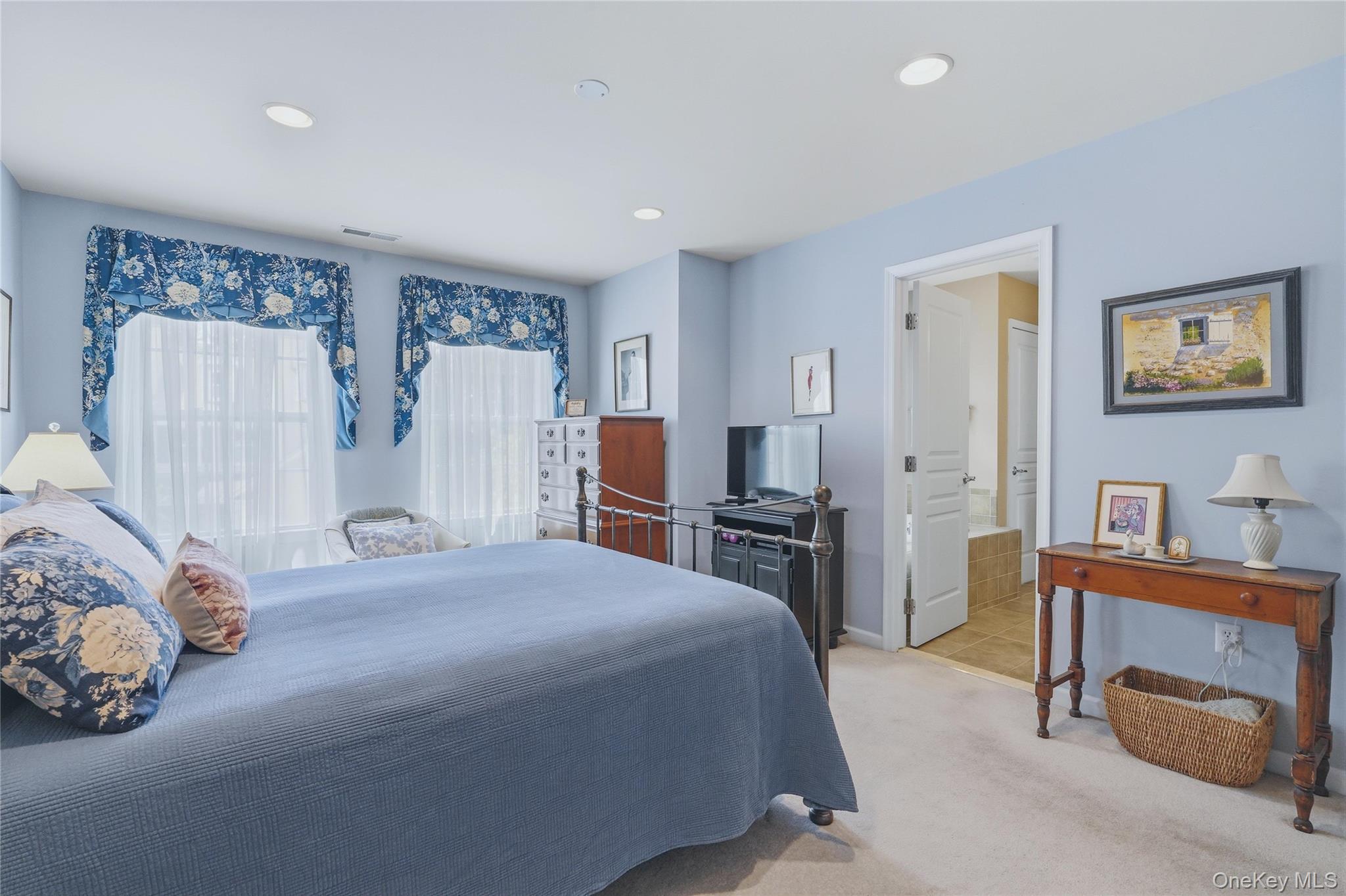 6 Bainbridge Place, Unit 902 photo 18