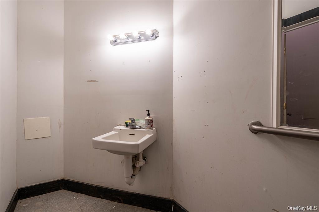 8 State Route 17M – For Rent photo 13