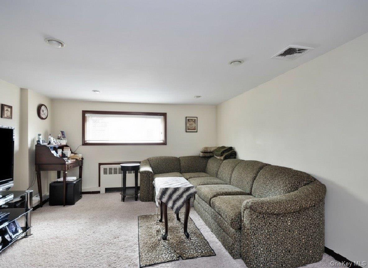 360 Terrace Avenue – For Sale photo 12