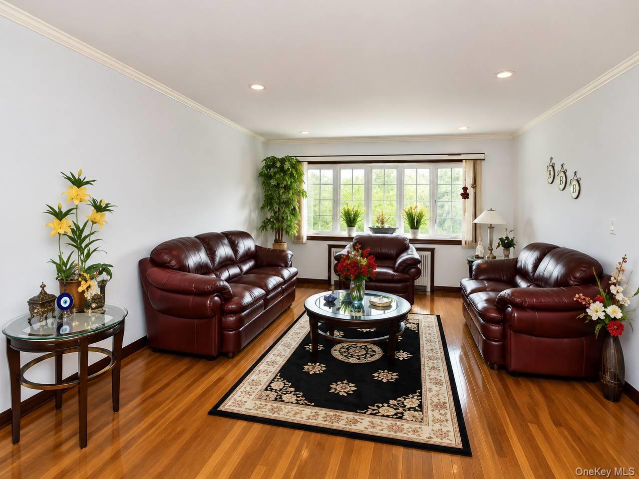 360 Terrace Avenue – For Sale photo 4