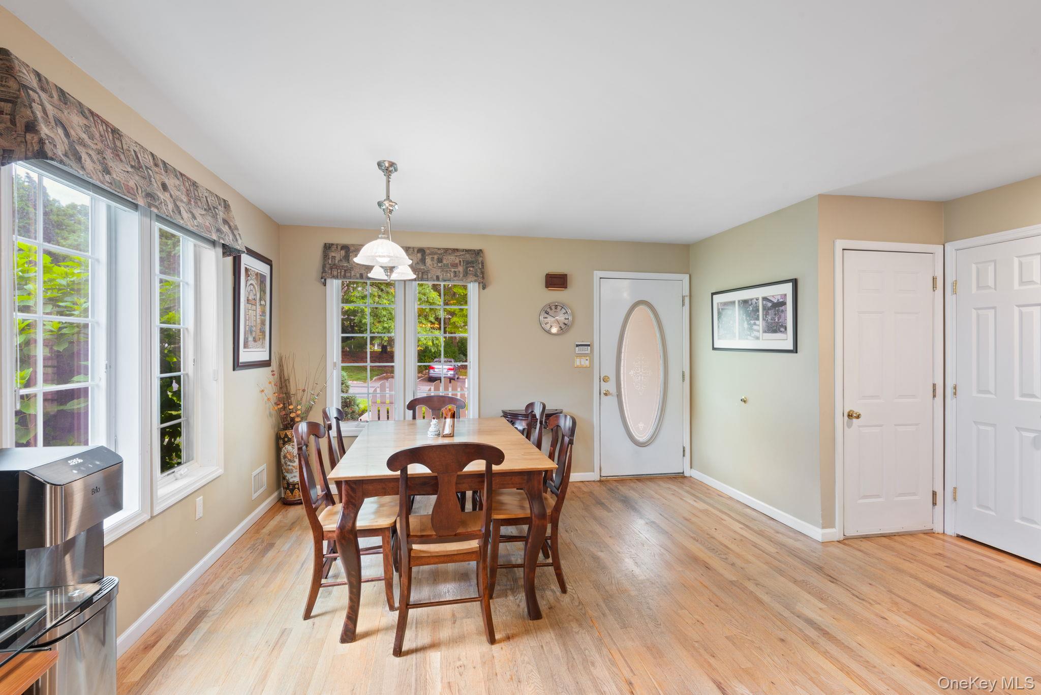 16 Lindbergh Circle – For Sale photo 9