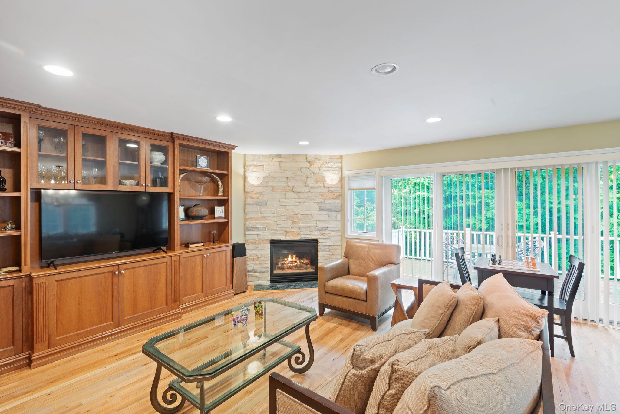 16 Lindbergh Circle – For Sale photo 15