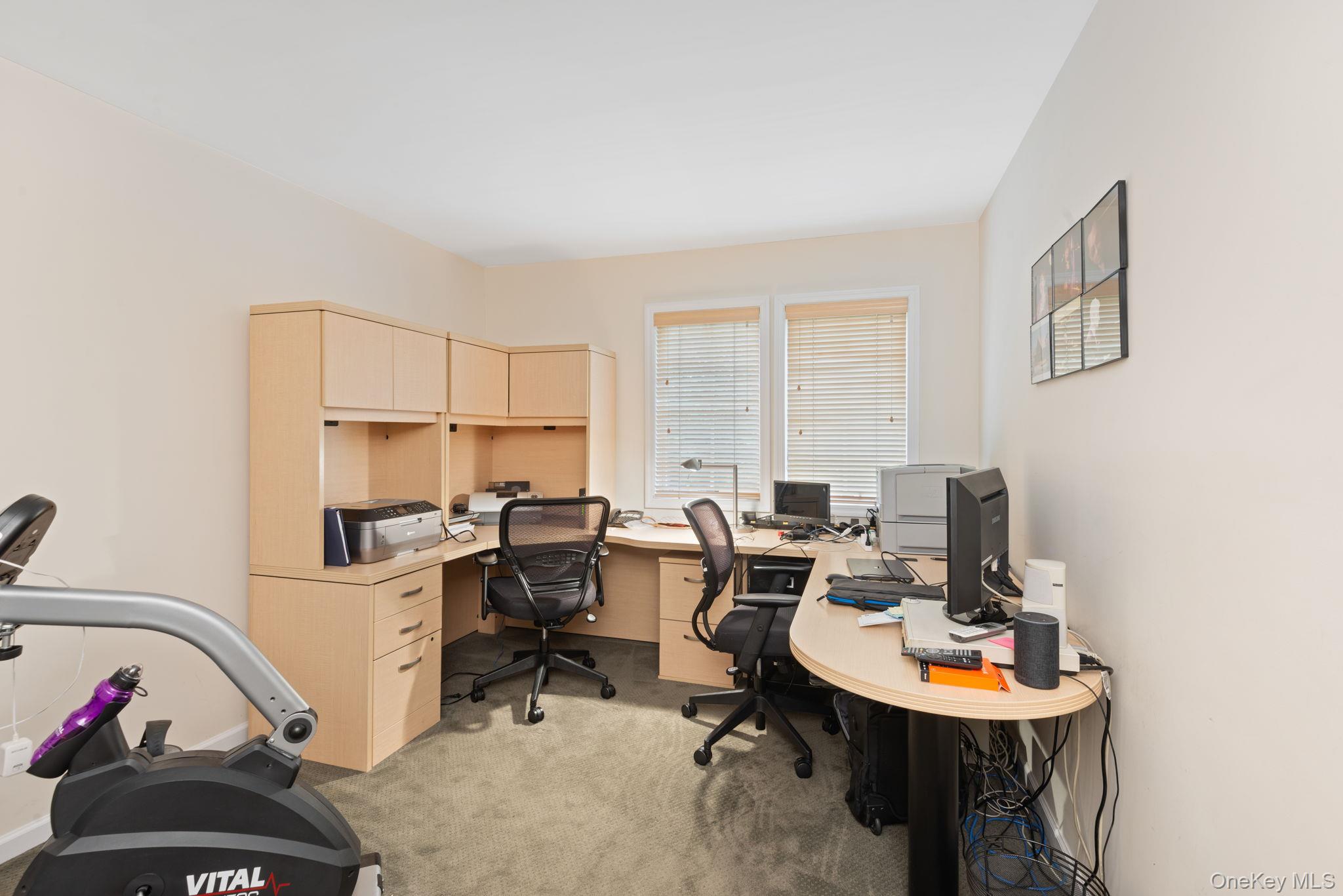 16 Lindbergh Circle – For Sale photo 26