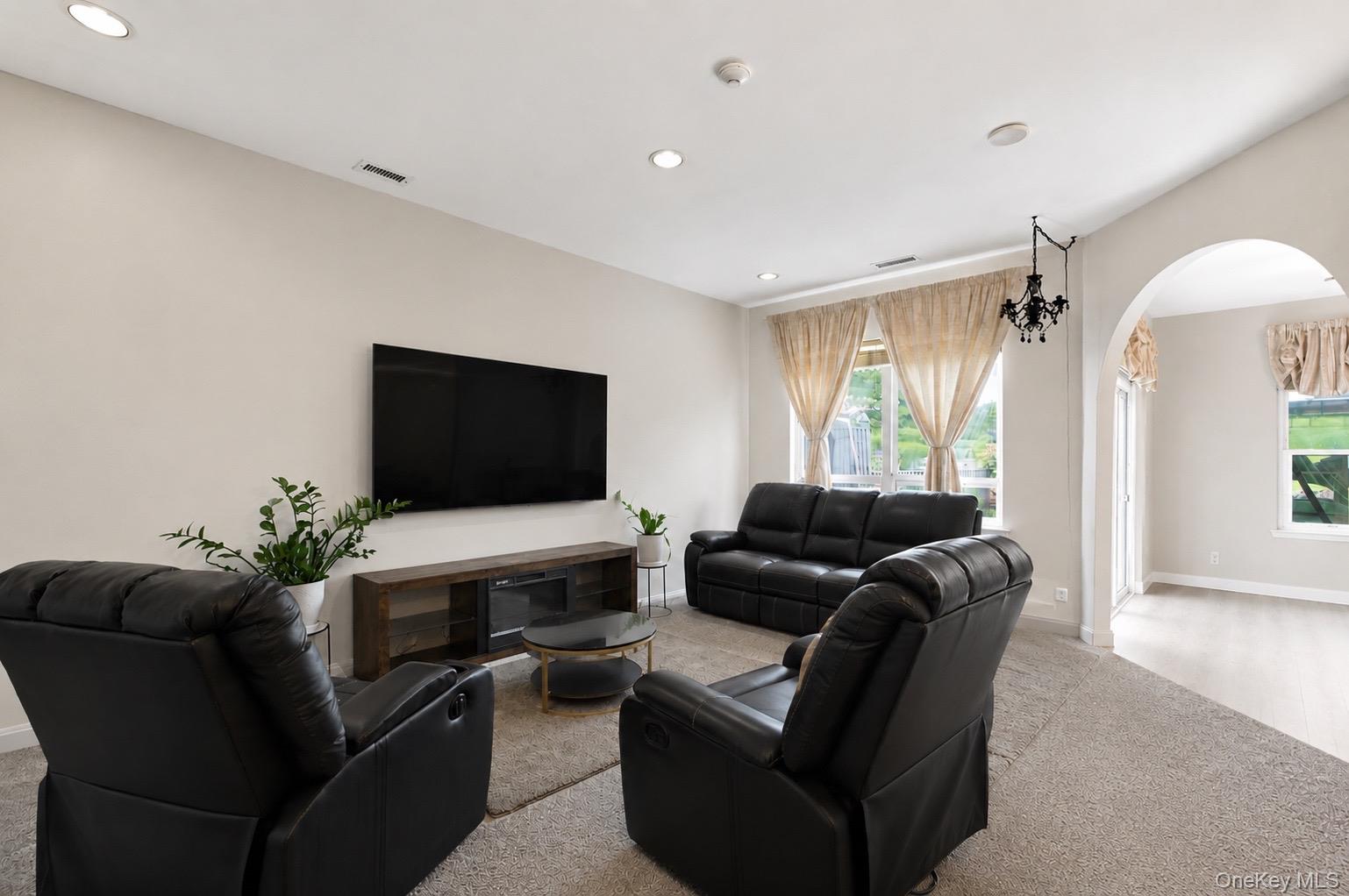 843 Spring Lake Drive – For Sale photo 19