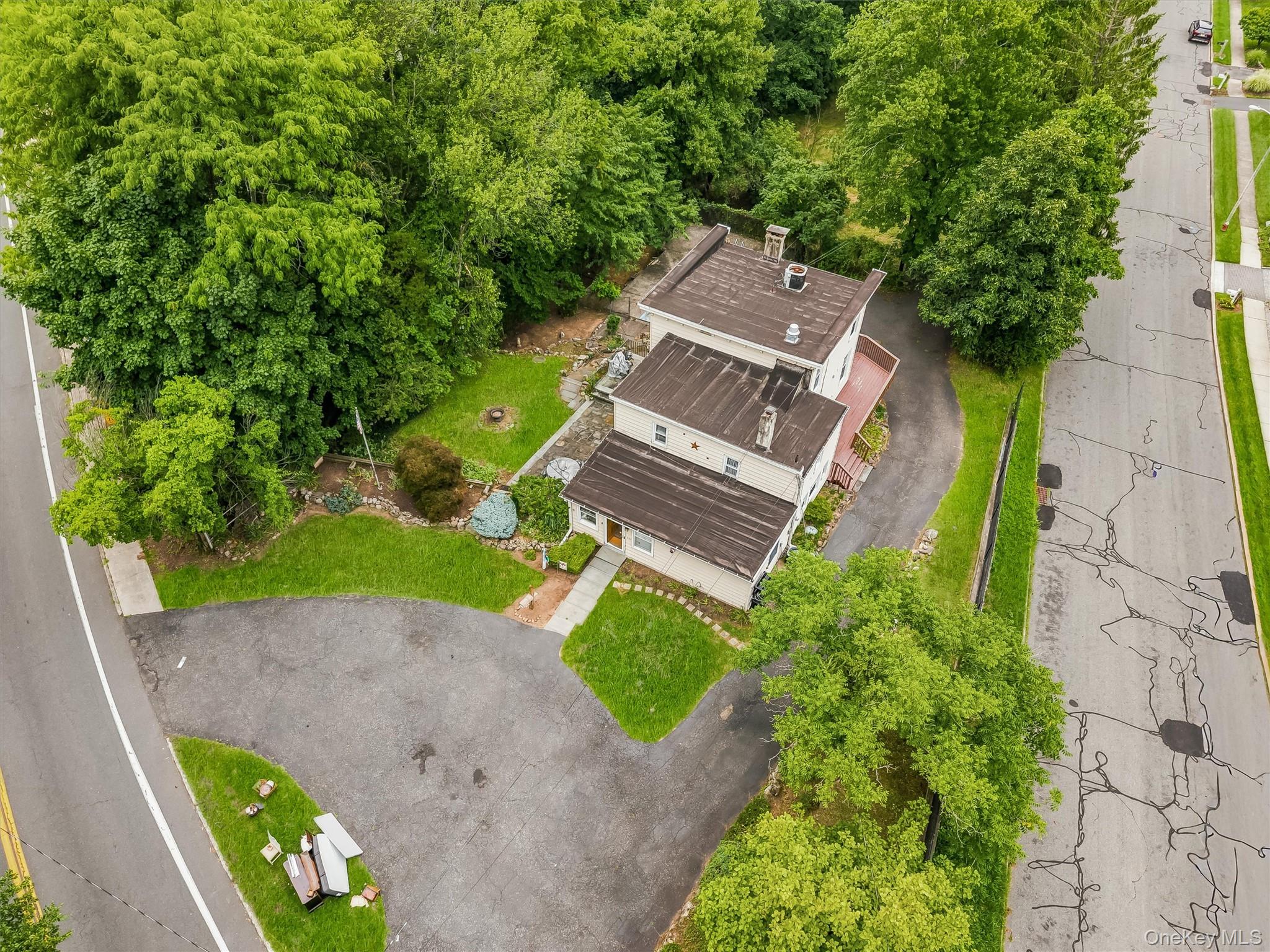 331 Kings Highway – For Sale photo 34