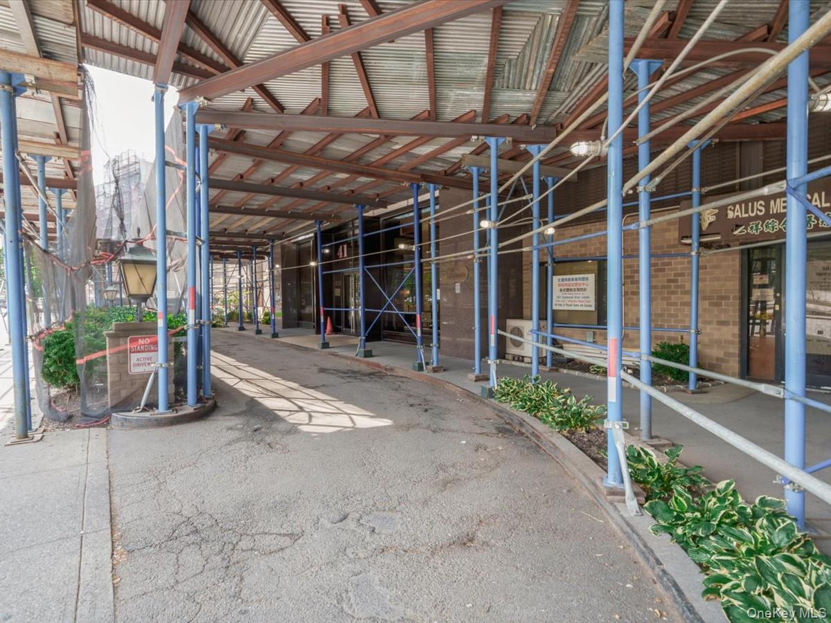 41-40 Union Street, Unit 8V photo 21