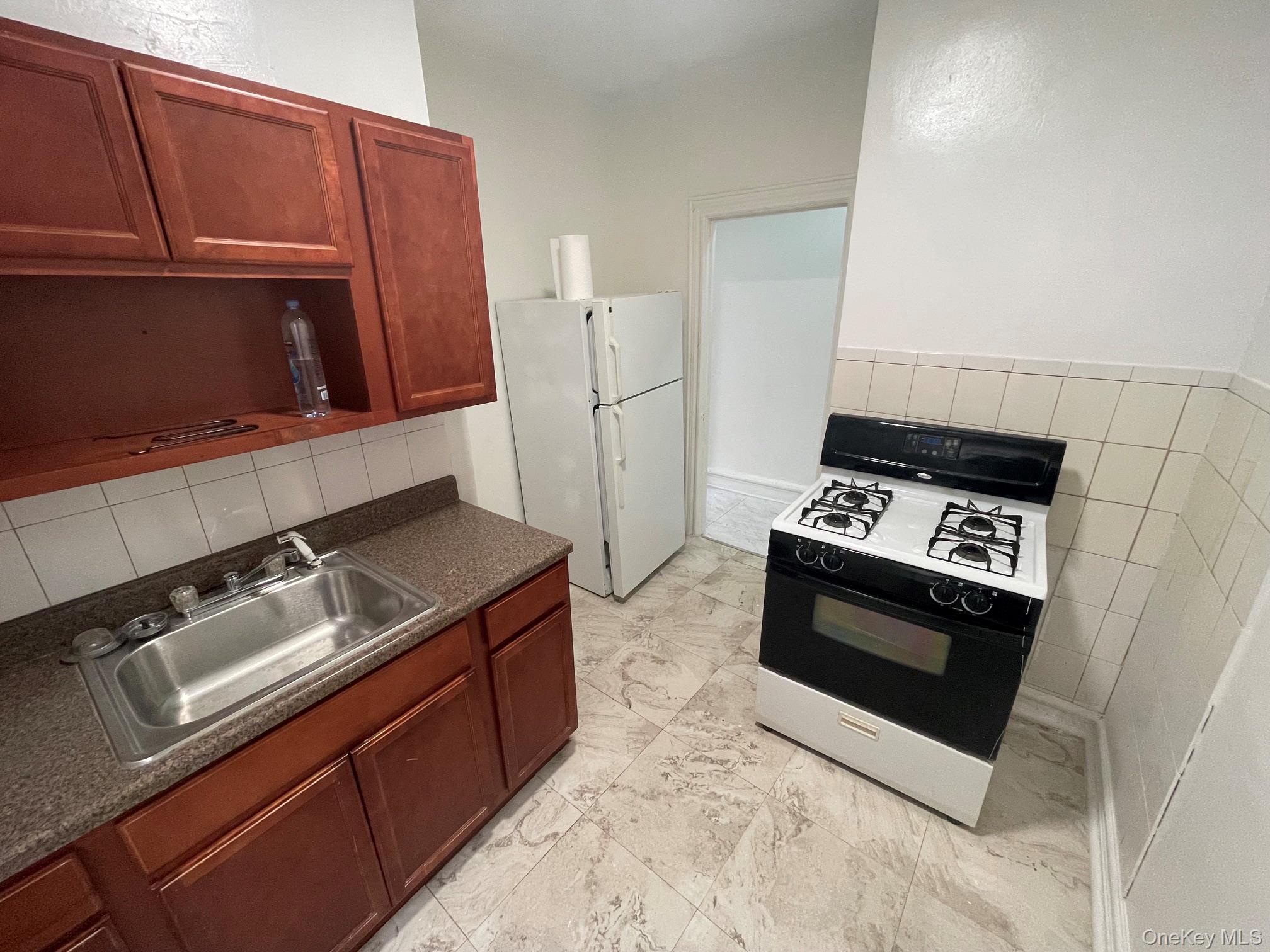 1128 Clarkson Avenue – For Sale photo 16