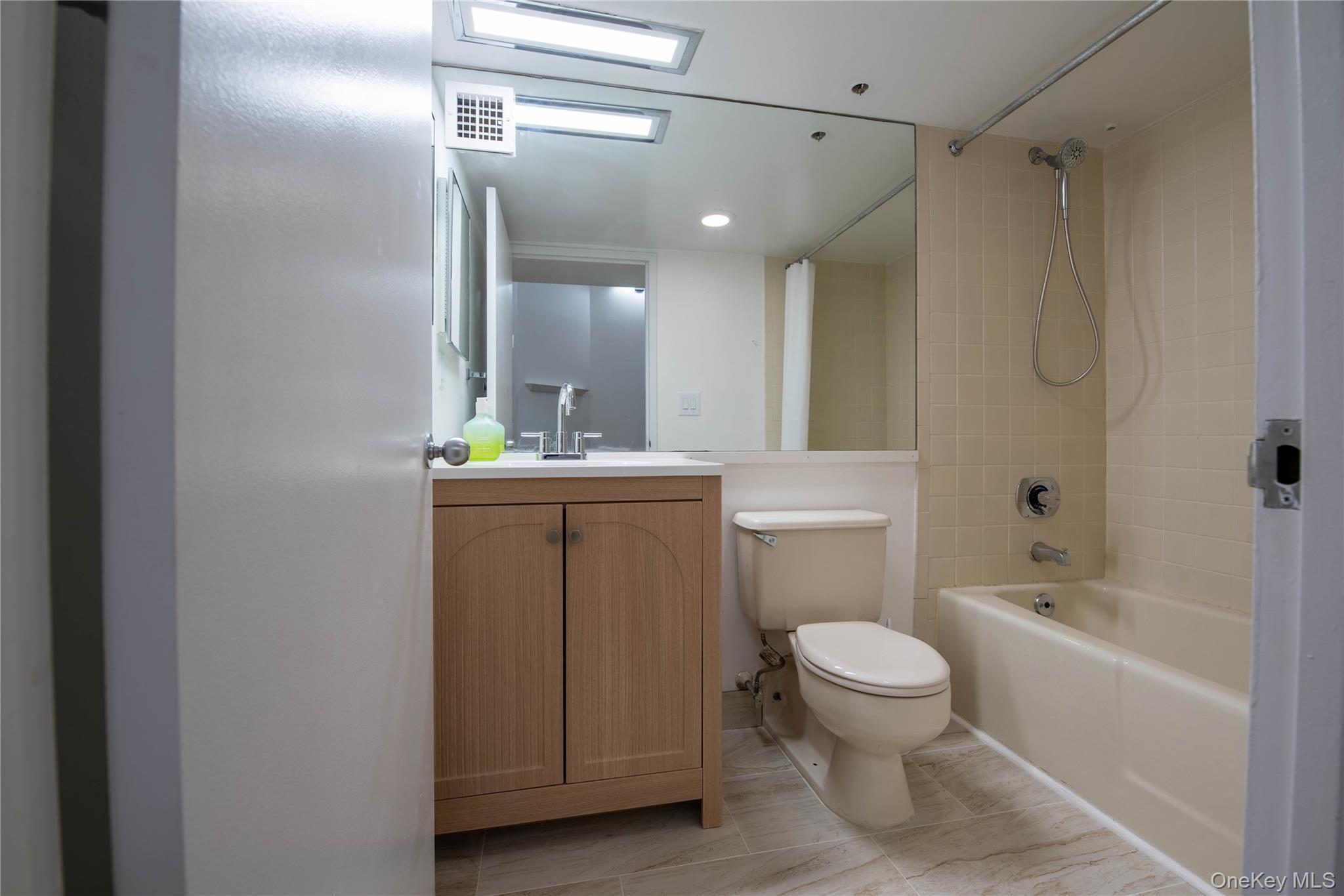 2414 Villa At The Woods, Unit 2414 photo 5
