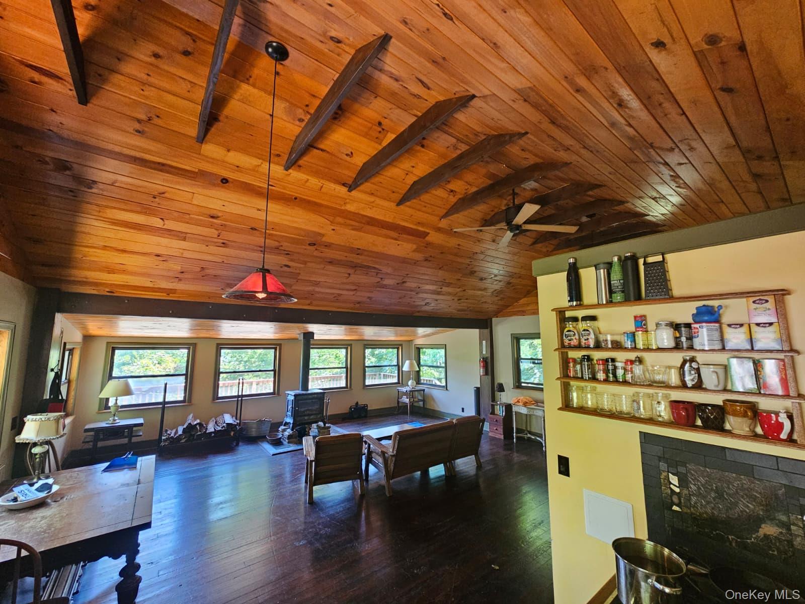 211 Brook Trail – For Sale photo 9