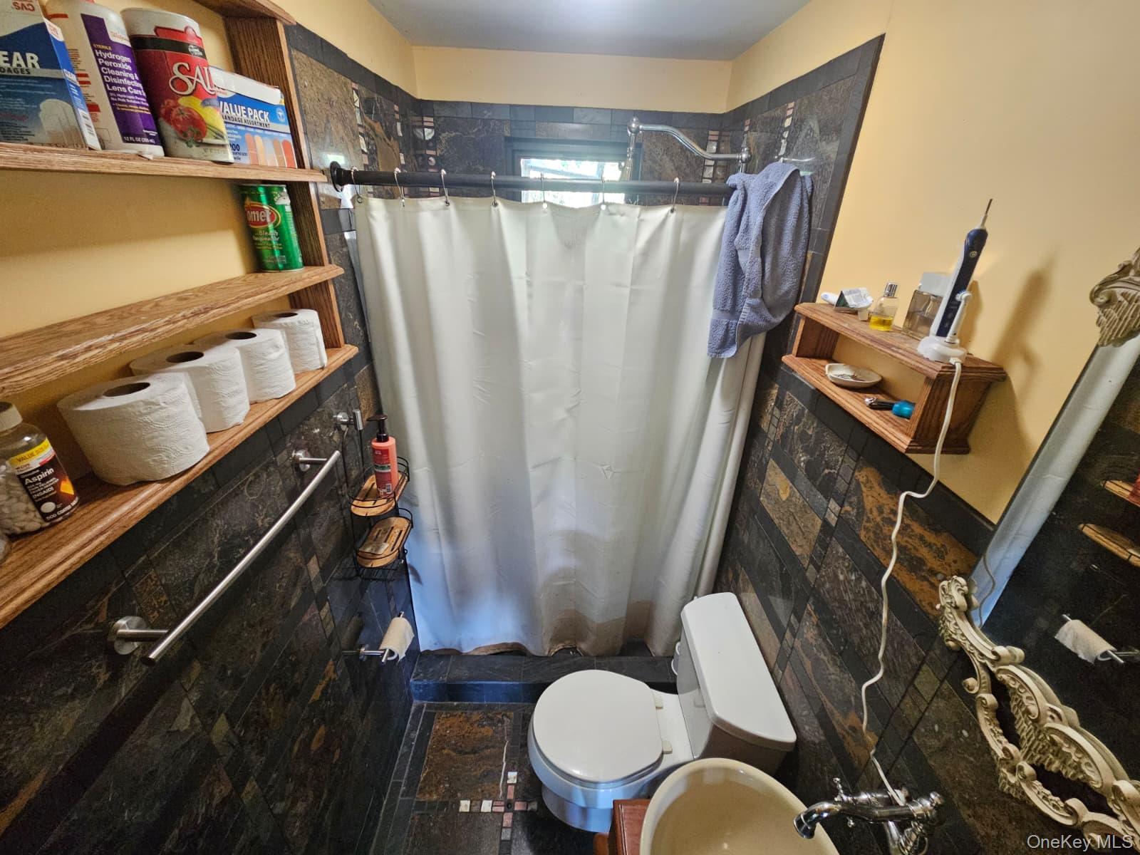 211 Brook Trail – For Sale photo 12