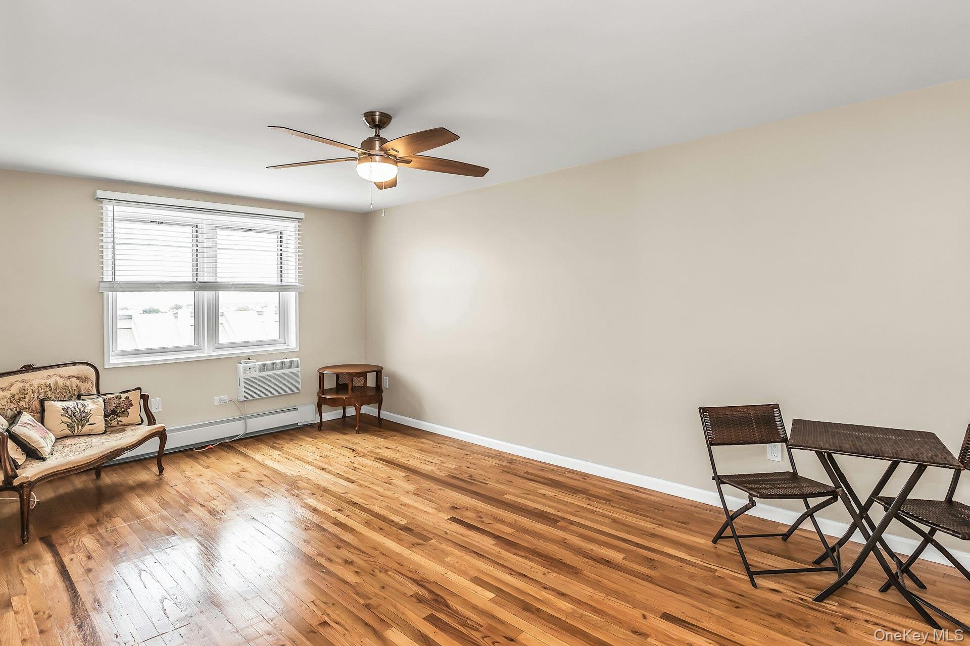 370 Broadway, Unit 4J photo 11