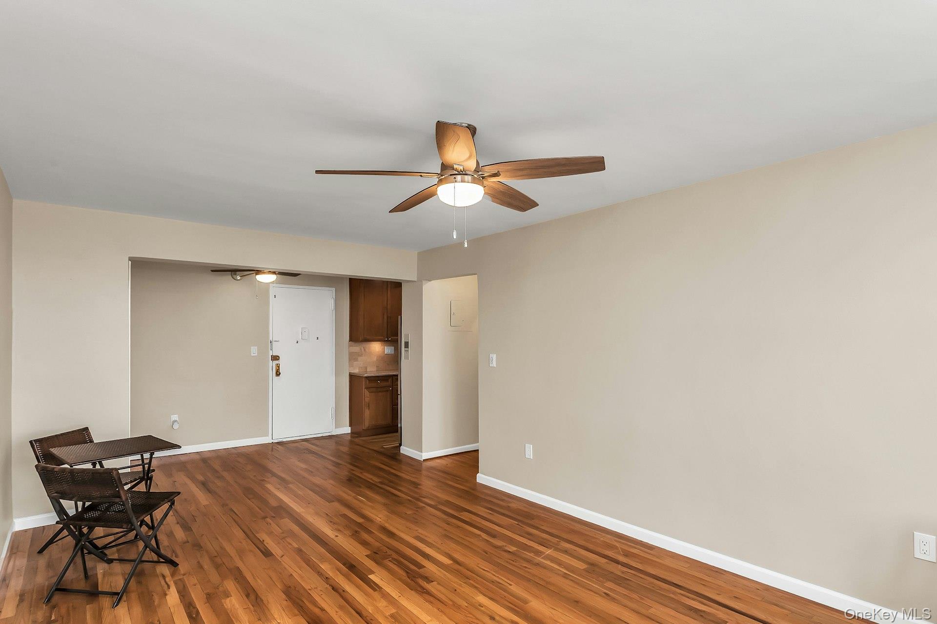 370 Broadway, Unit 4J photo 14