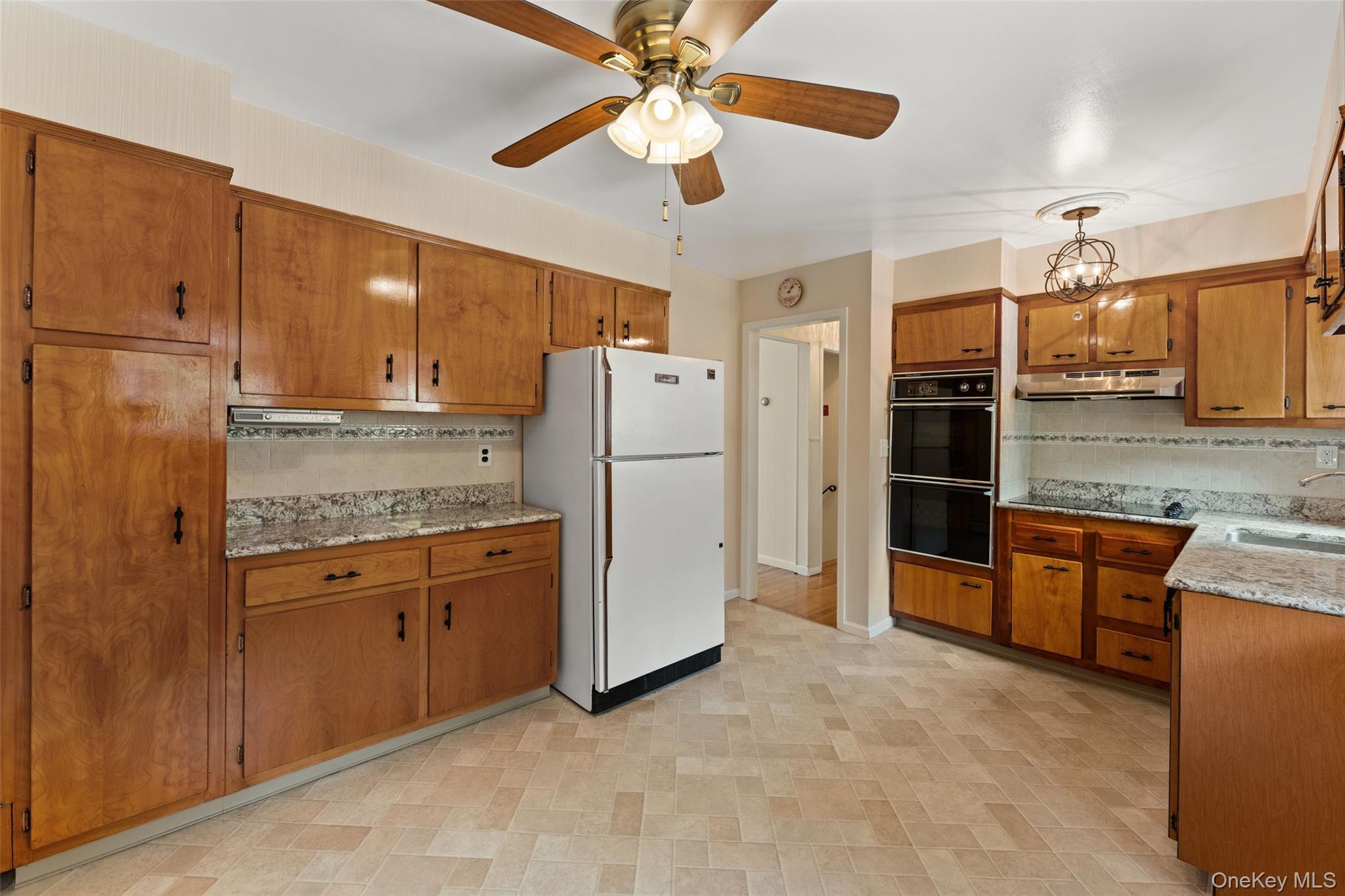 162 Midland Avenue – For Sale photo 17