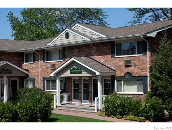 725 Greenbriar Drive, Unit BA04 photo 2