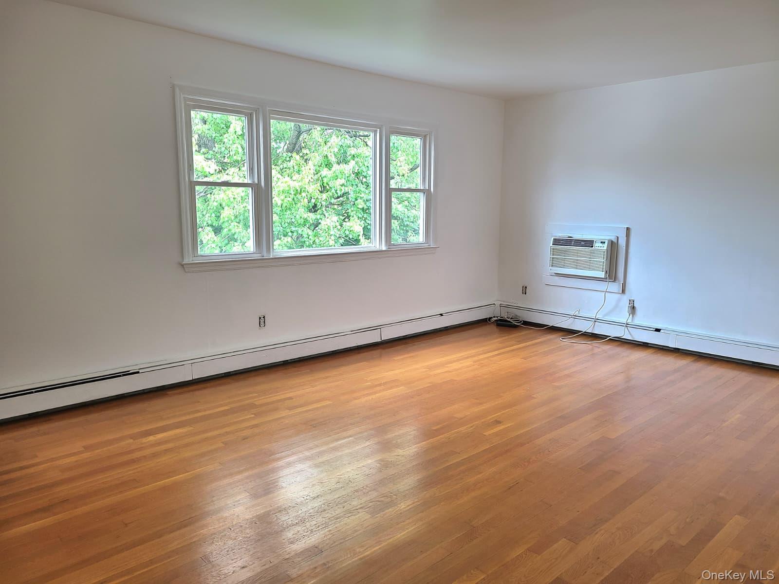 508 New Rochelle Road, Unit 2 photo 3