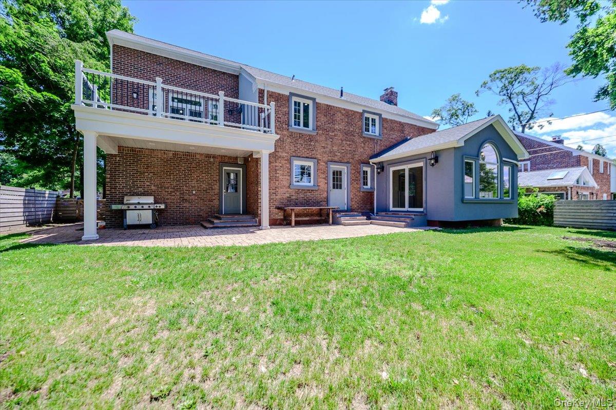 18 Pond Park Road – For Sale photo 32