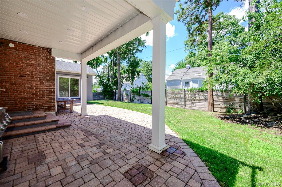 18 Pond Park Road – For Sale photo 31