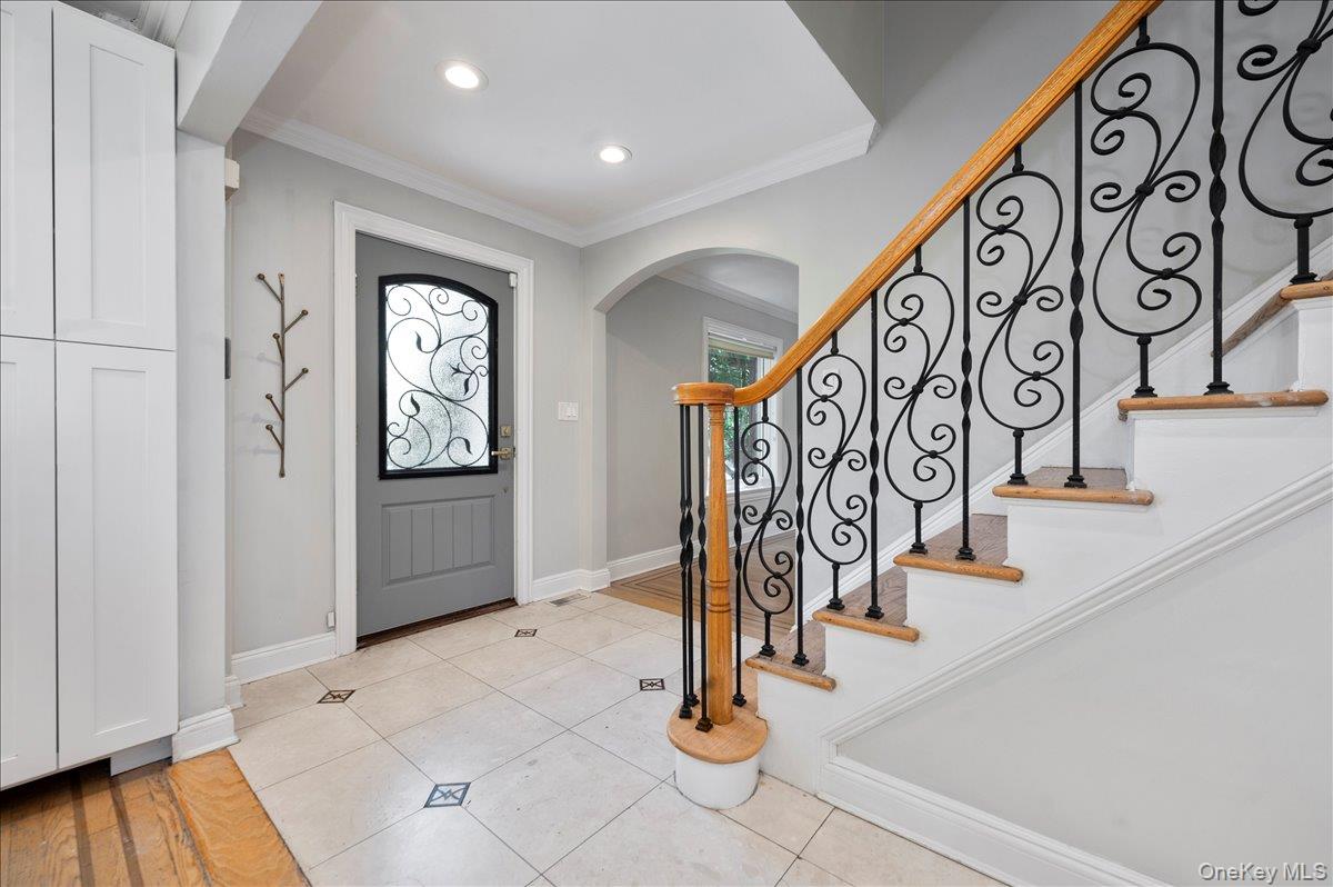 18 Pond Park Road – For Sale photo 2