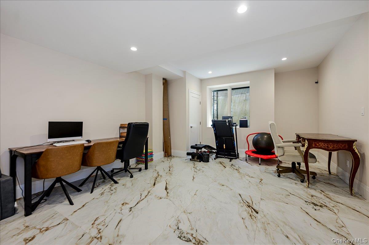 9 Greenway Terrace – For Sale photo 25