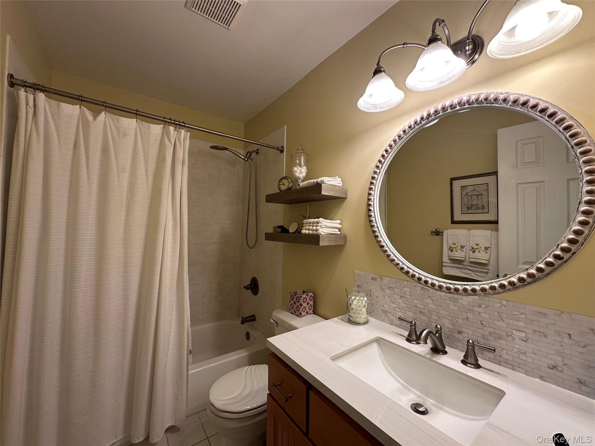 33 Daremy Circle – For Sale photo 13