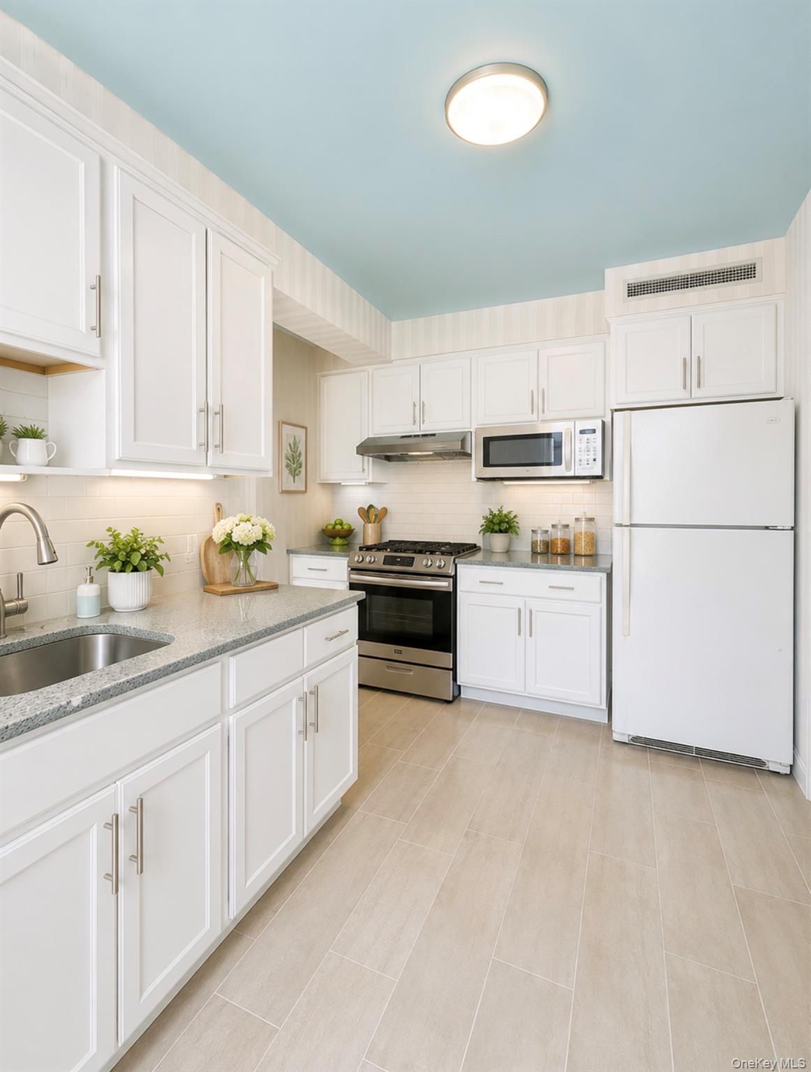 13950 35 Avenue, Unit F photo 4