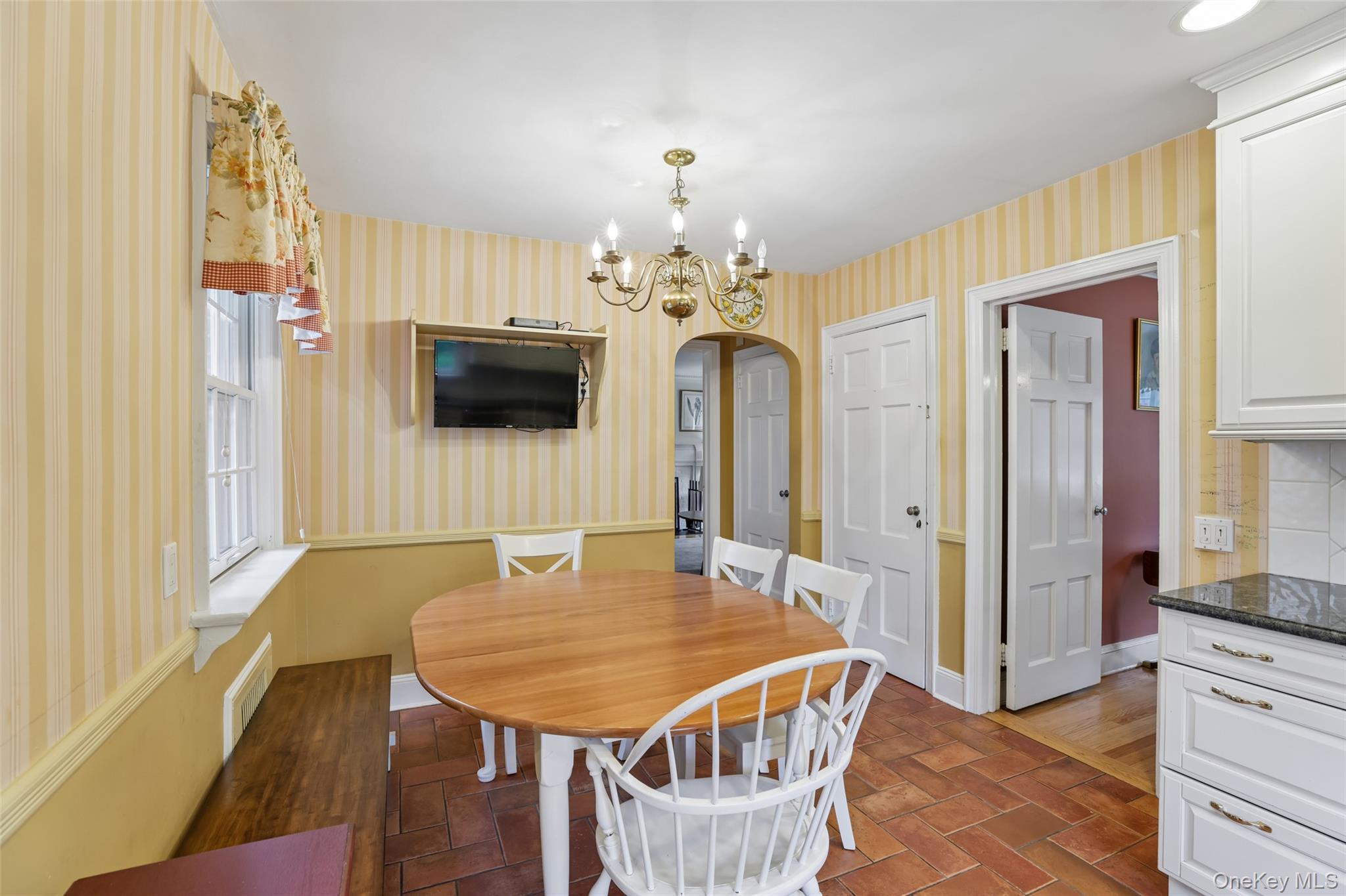 105 Stewart Avenue – For Sale photo 10