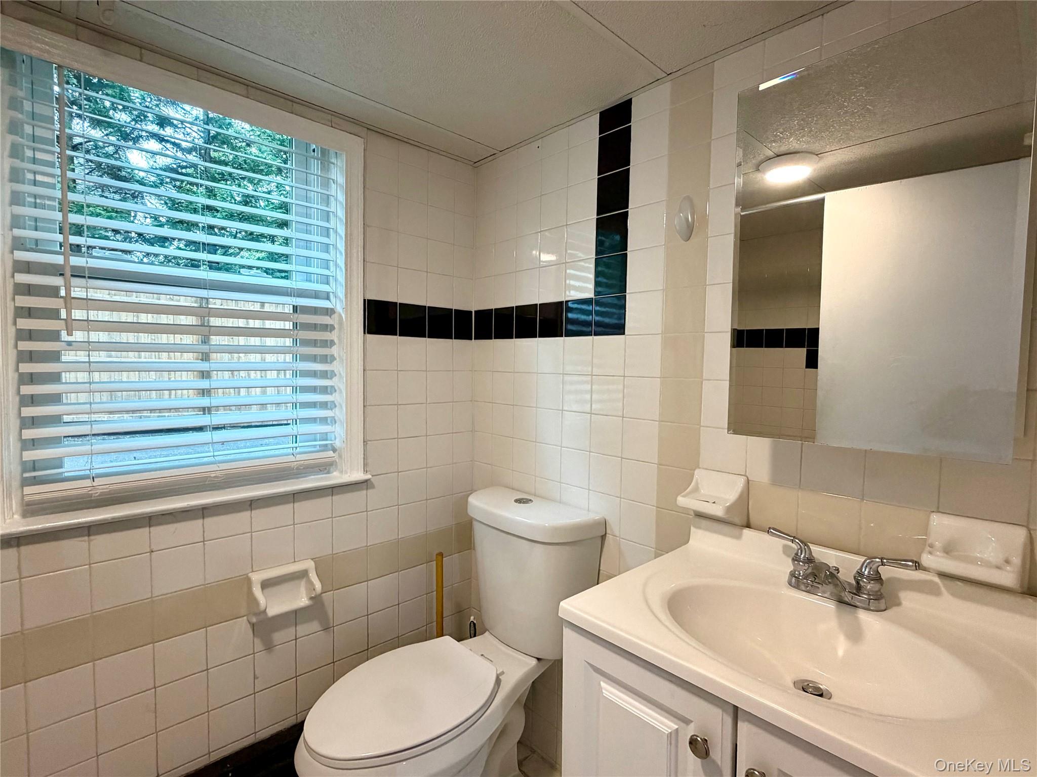 149 Fort Salonga Road S – For Rent photo 12