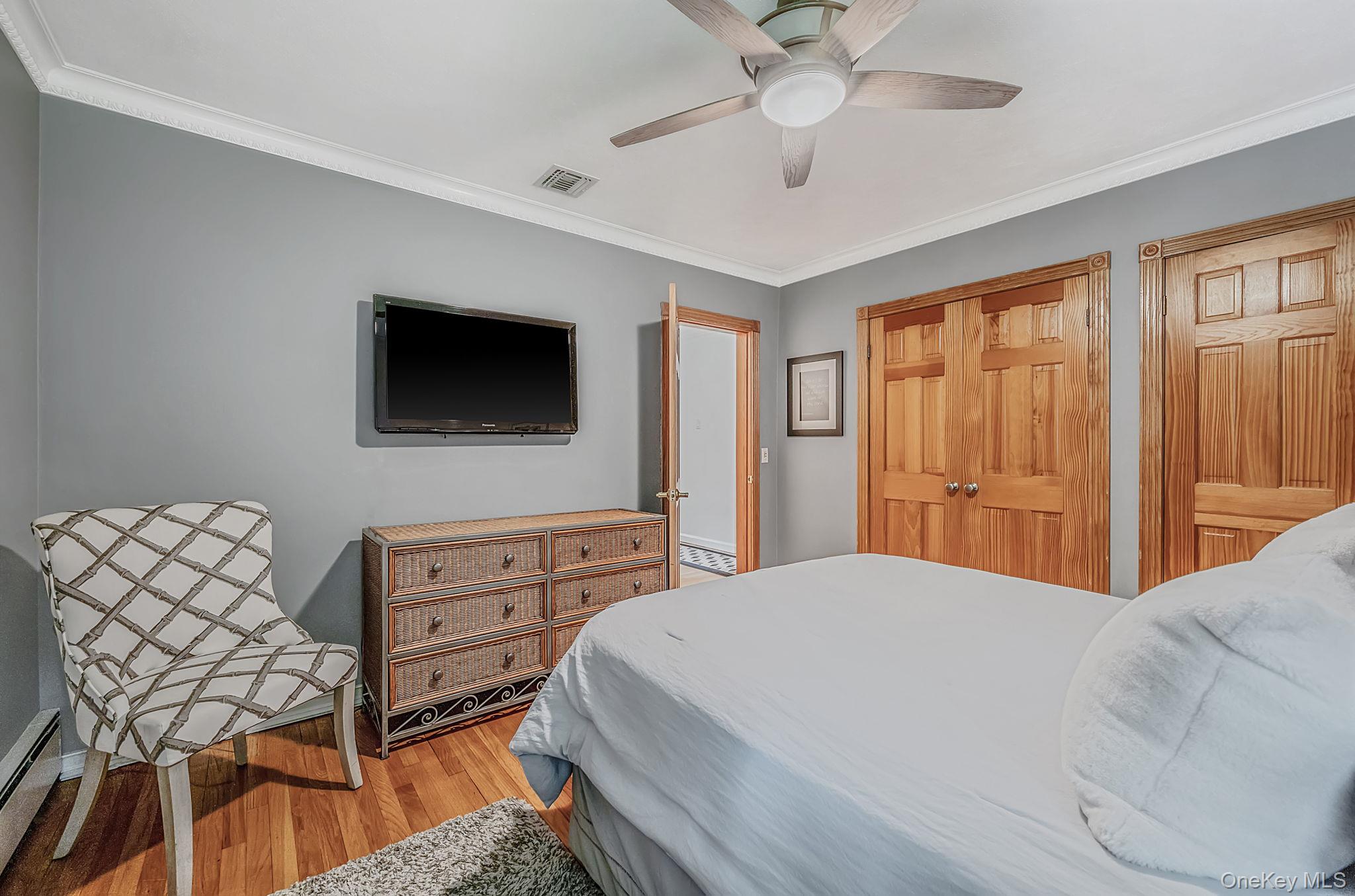 199 Dix Hills Road – For Sale photo 31