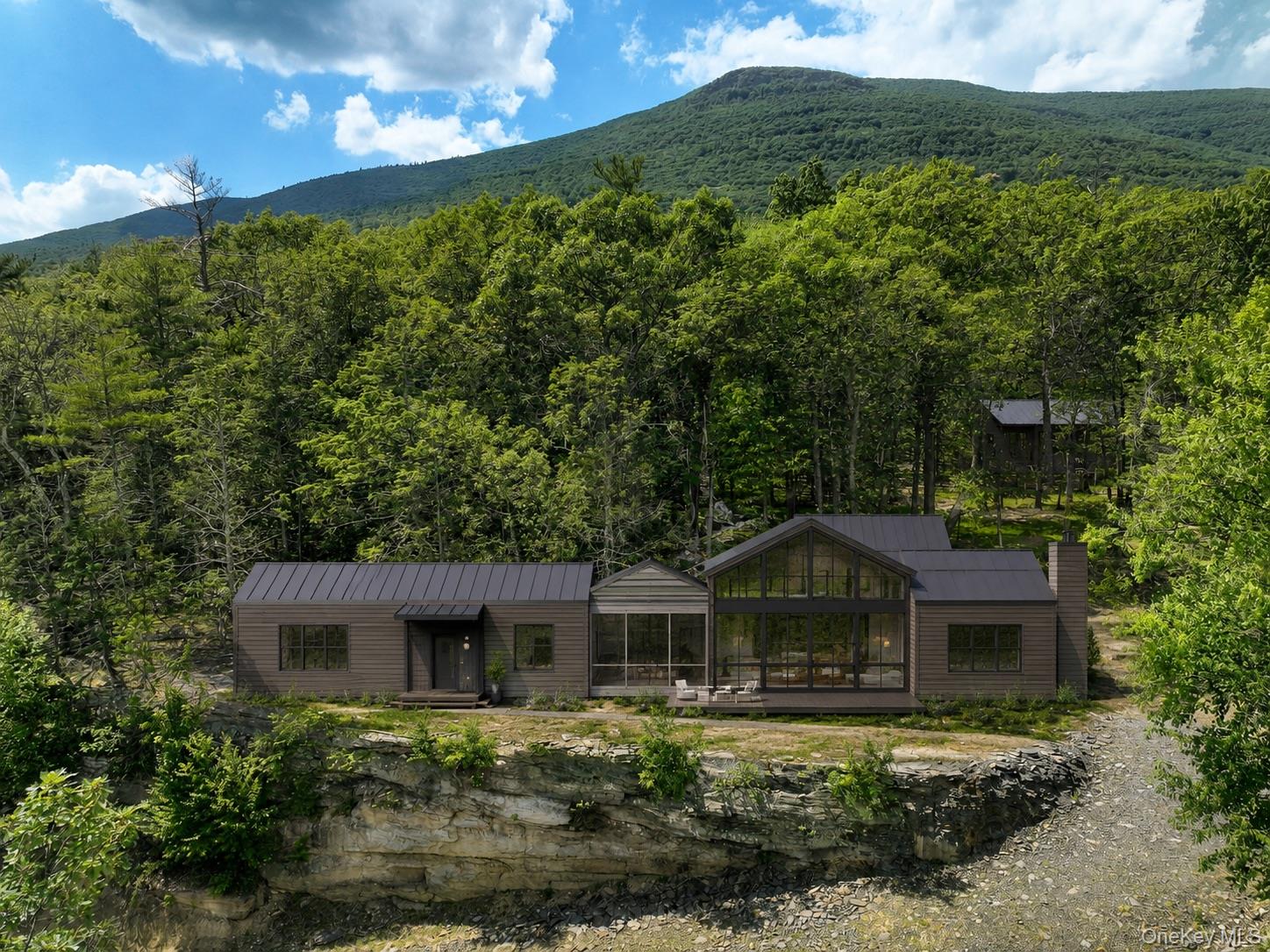 400 Stoll Road – For Sale photo 2