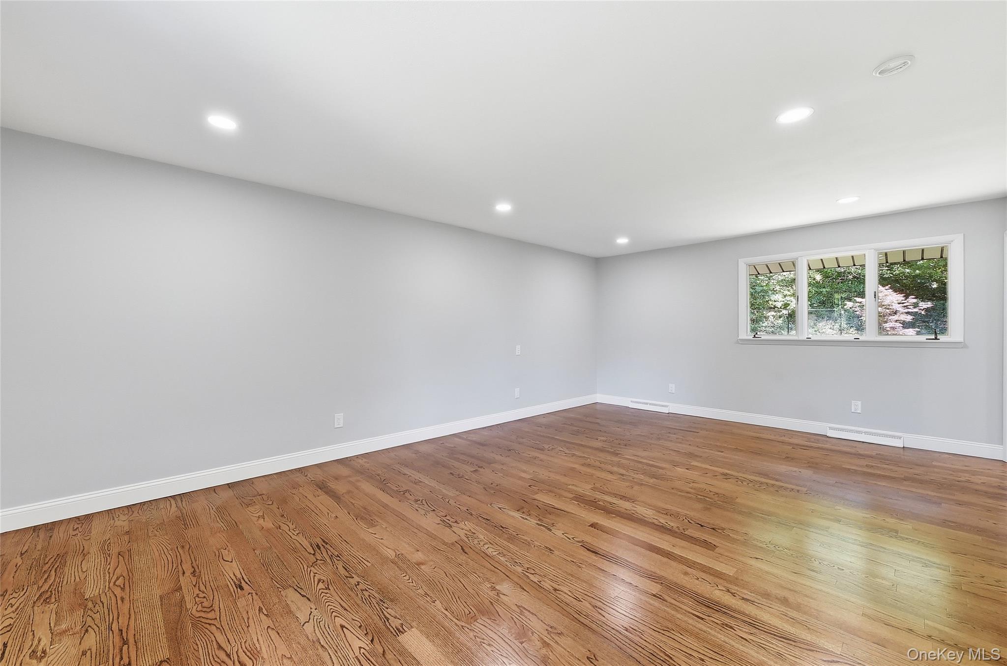 475 N Riverside Road – For Rent photo 32