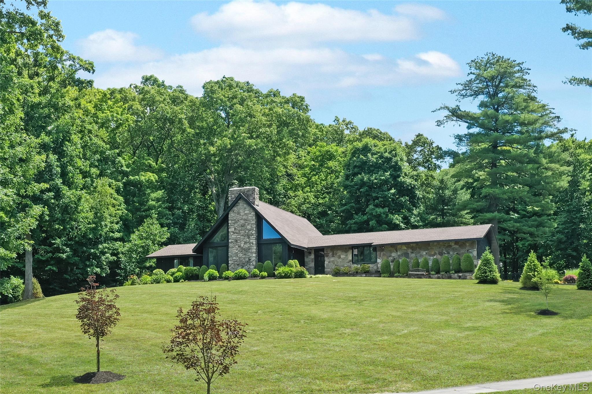475 N Riverside Road – For Rent photo 3