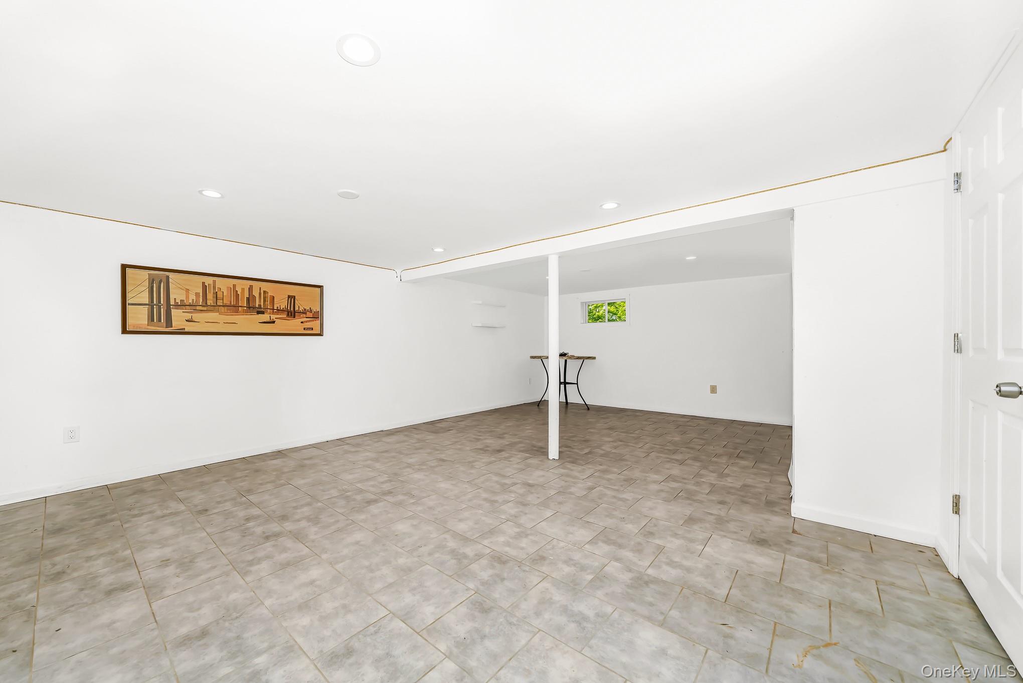21 Lido Parkway – For Sale photo 29