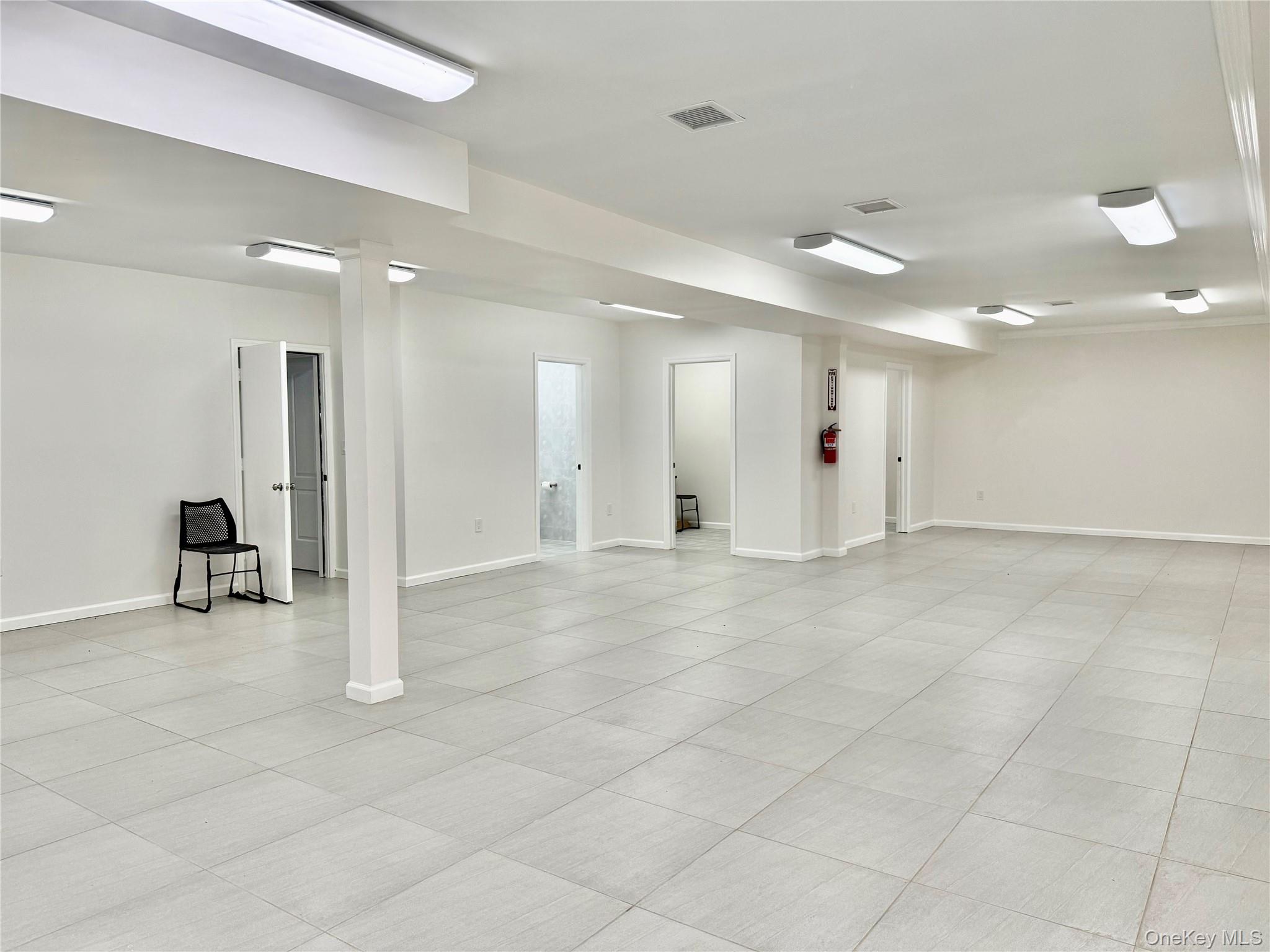 8601 Range Street – For Rent photo 32