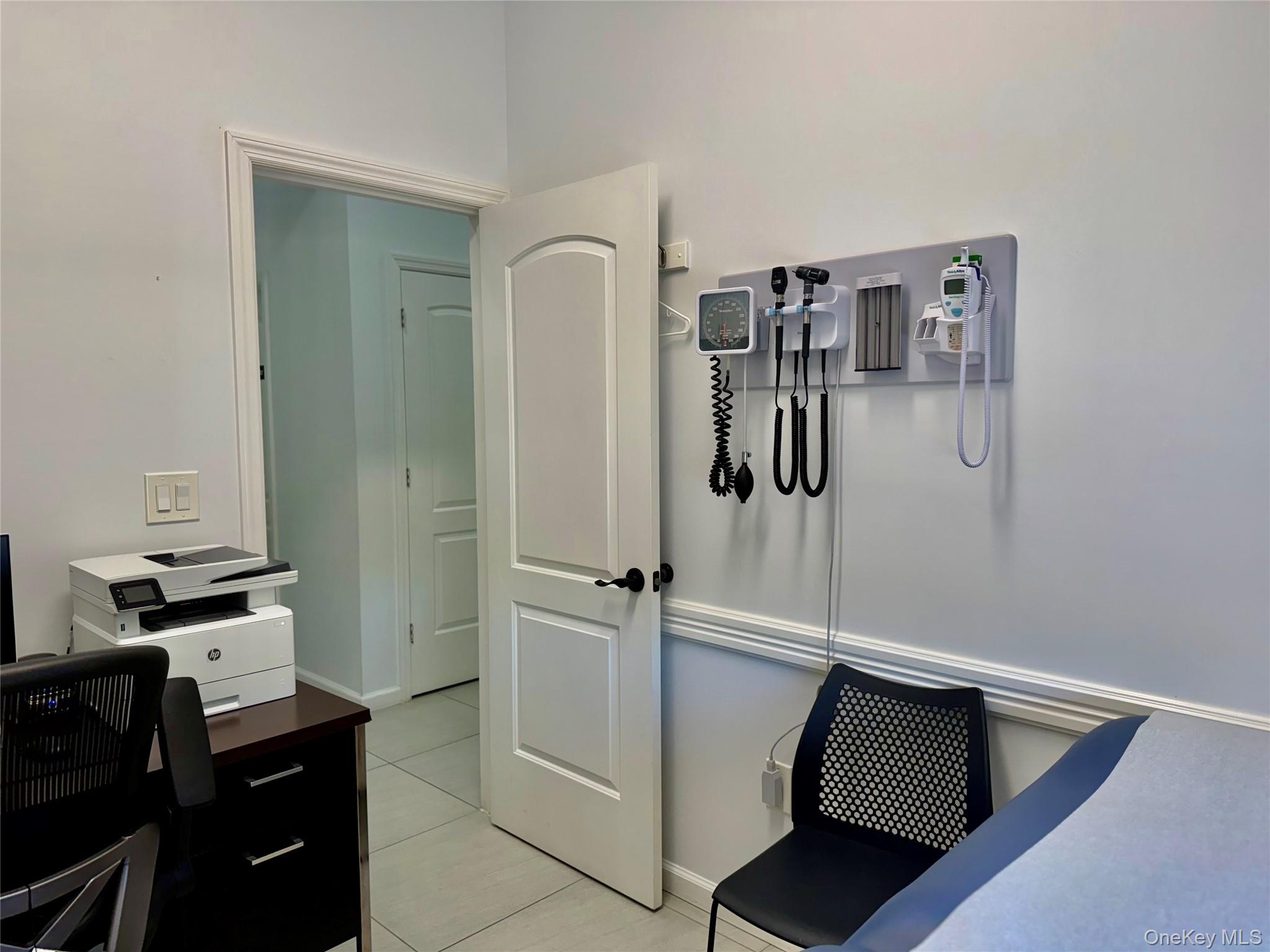 8601 Range Street – For Rent photo 15