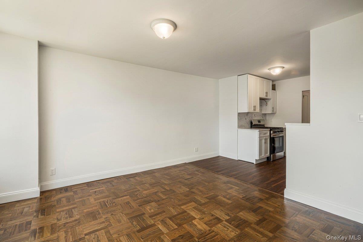 166-25 Powells Cove Boulevard, Unit 6M photo 18