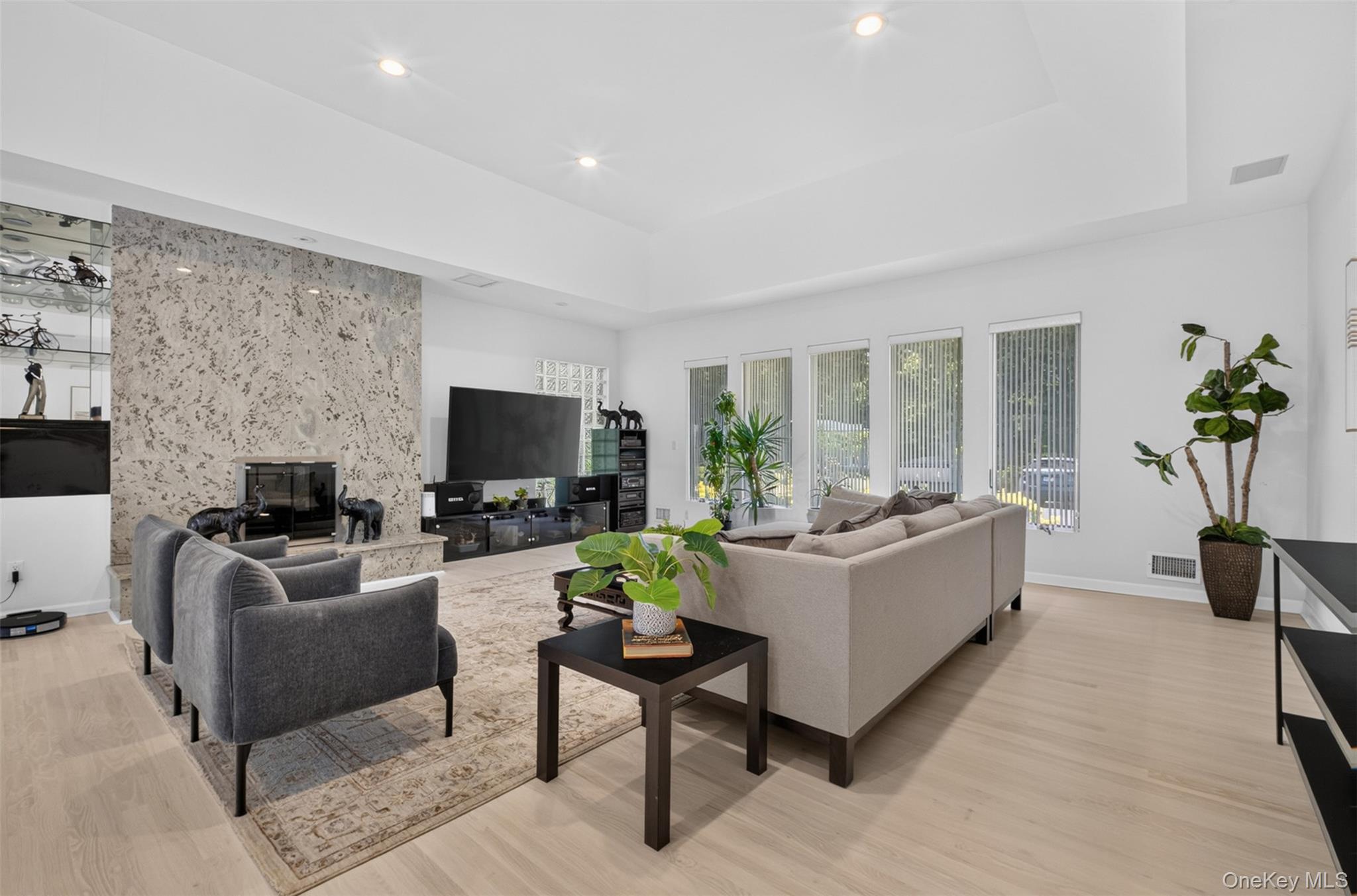 8 Victorian Lane – For Sale photo 12