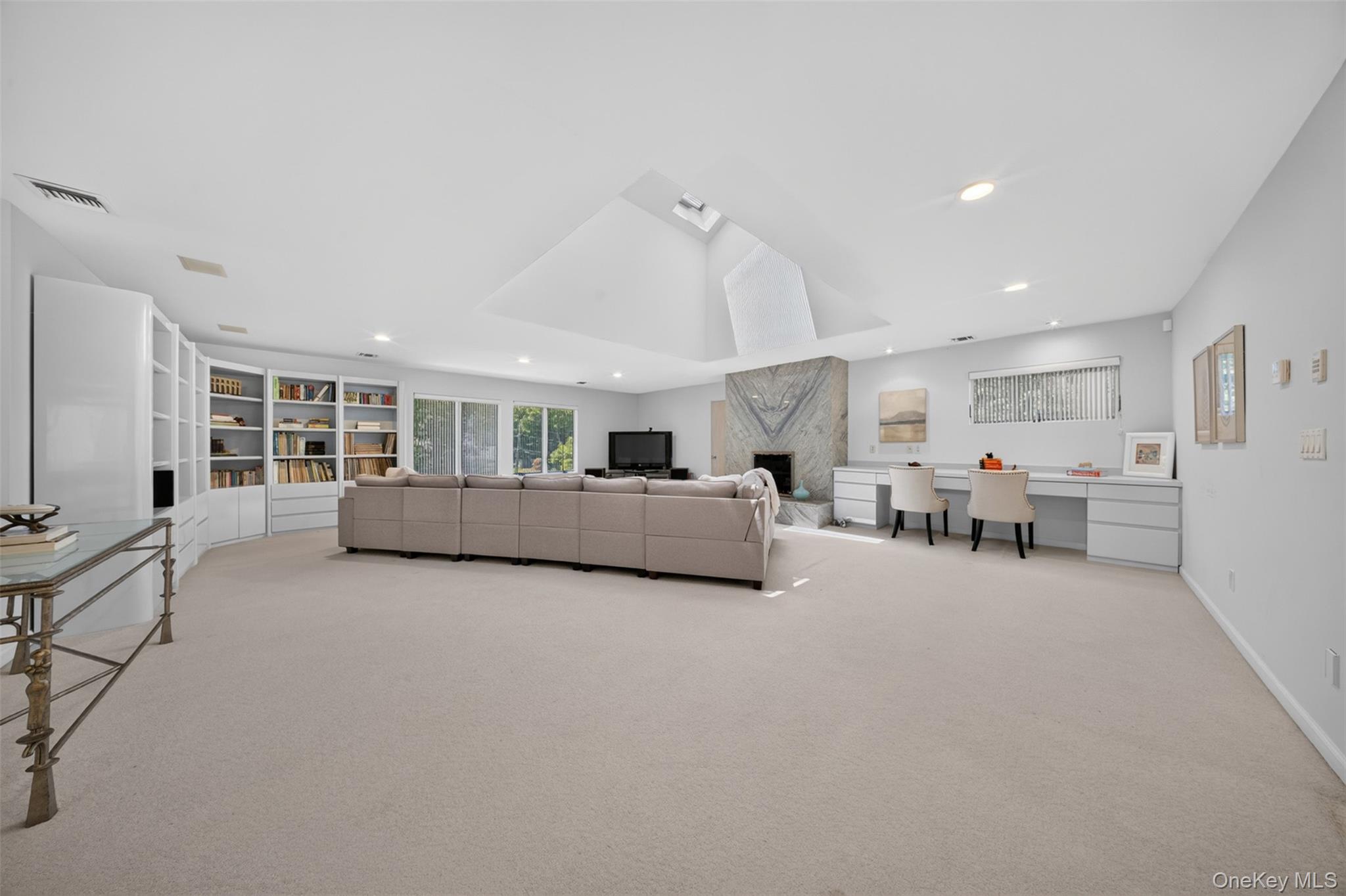 8 Victorian Lane – For Sale photo 22