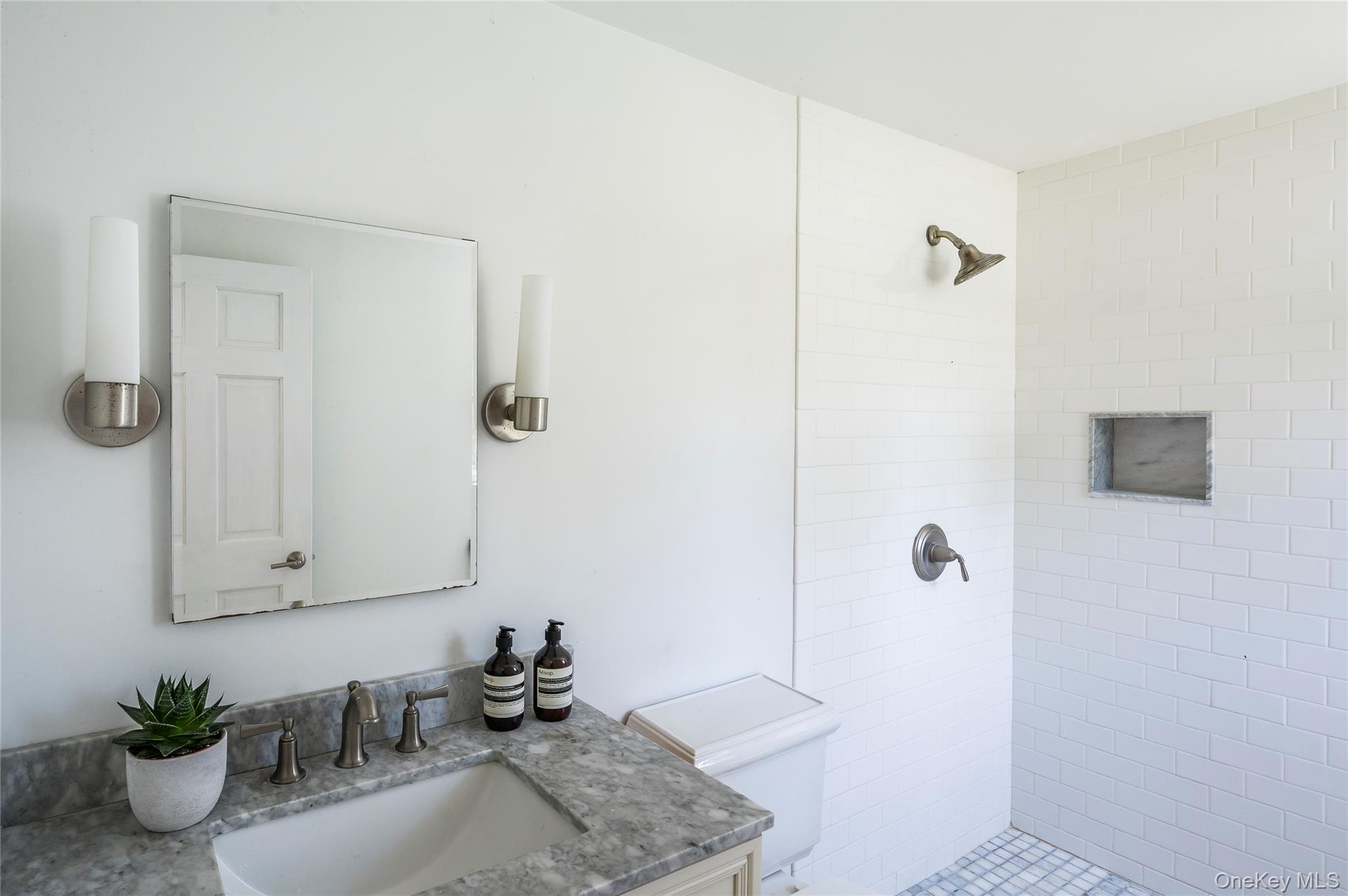 78 North Road, Unit B photo 15