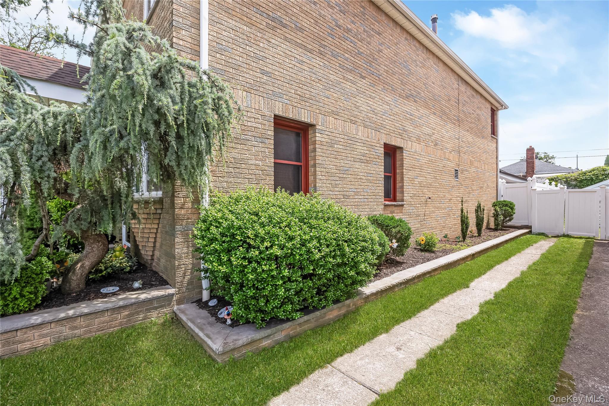 151-62 24th Road – For Sale photo 27