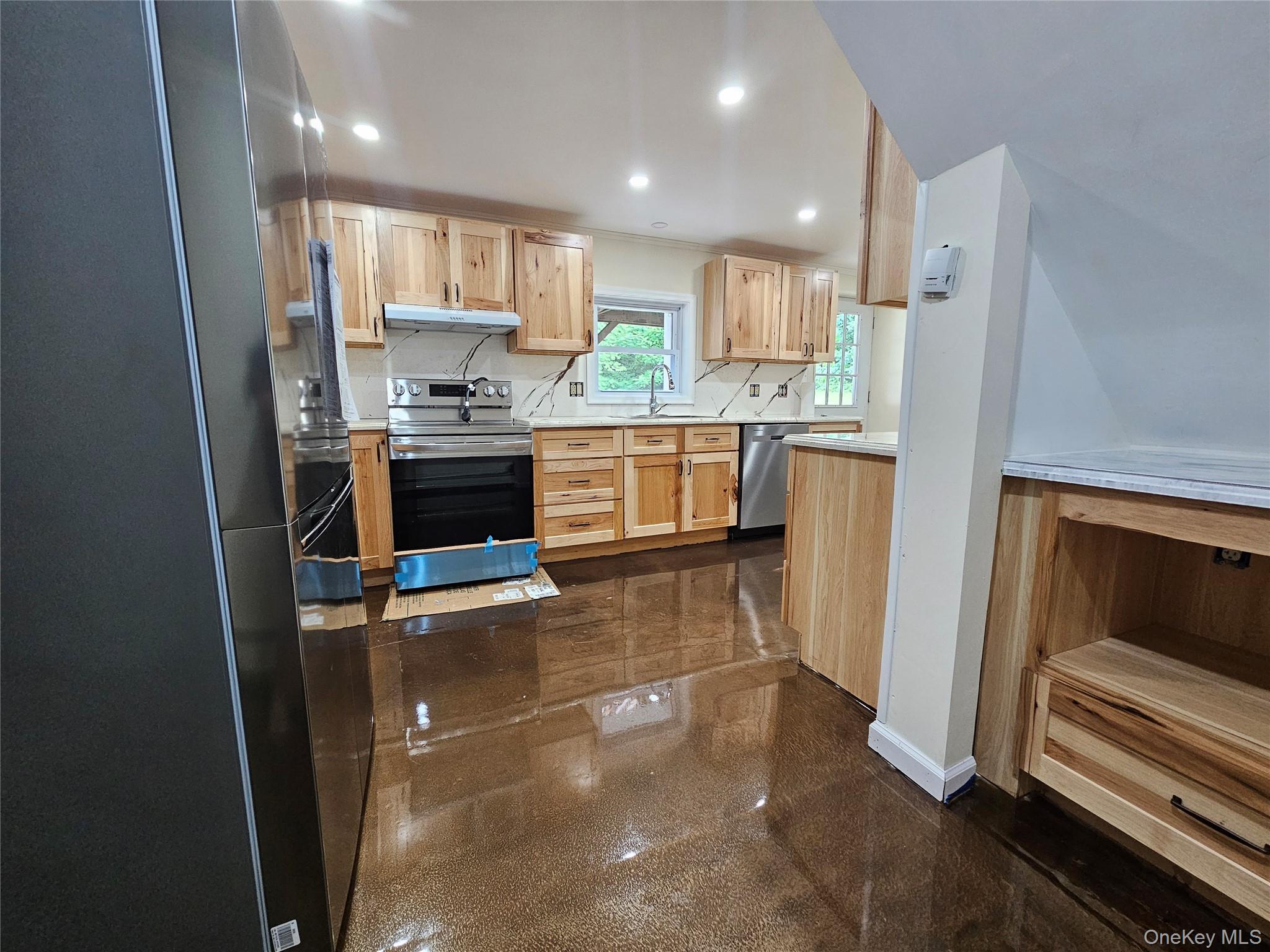 748 Greenville Turnpike – For Rent photo 9