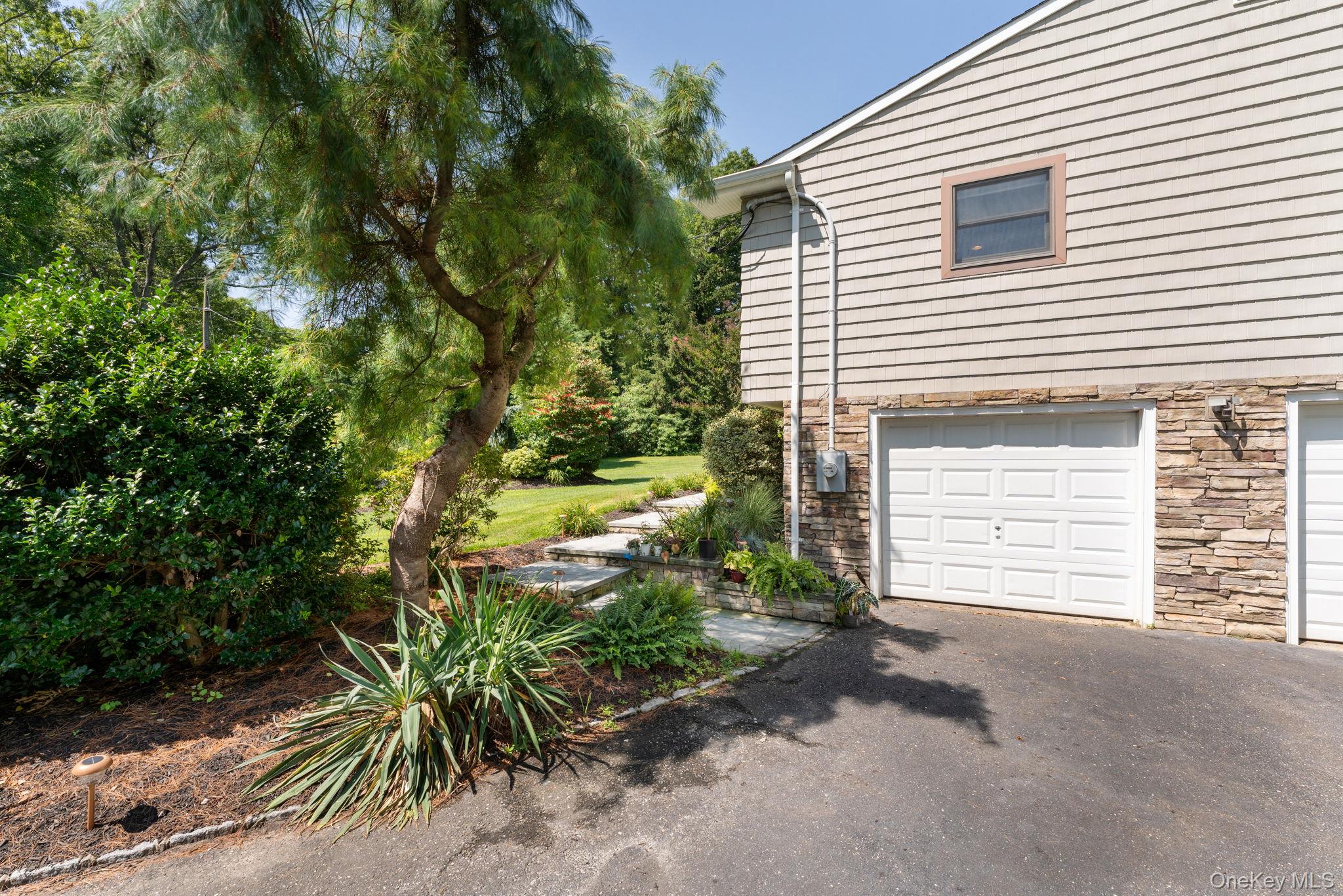 25 Brewster Avenue – For Sale photo 35