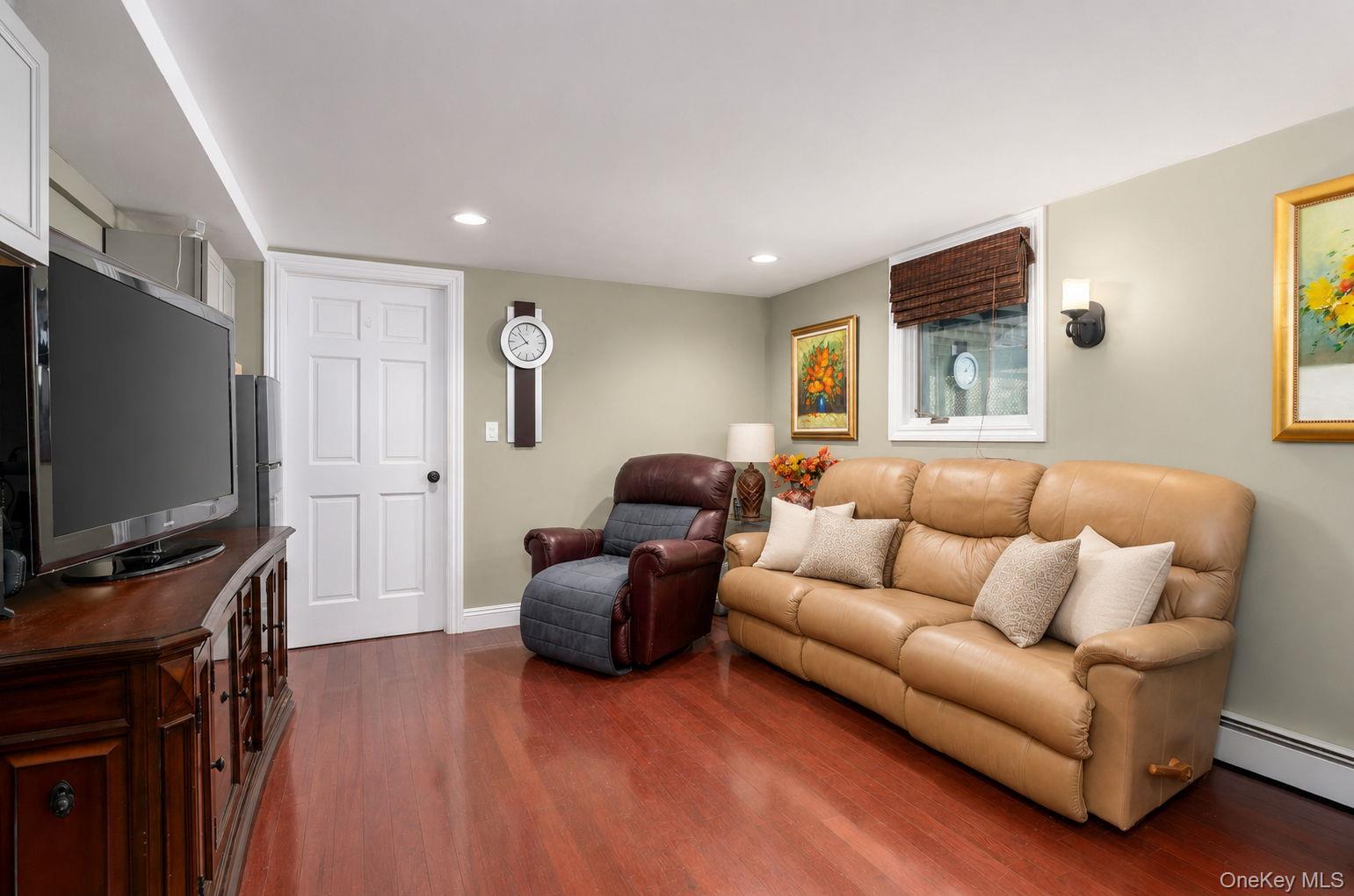 25 Brewster Avenue – For Sale photo 20