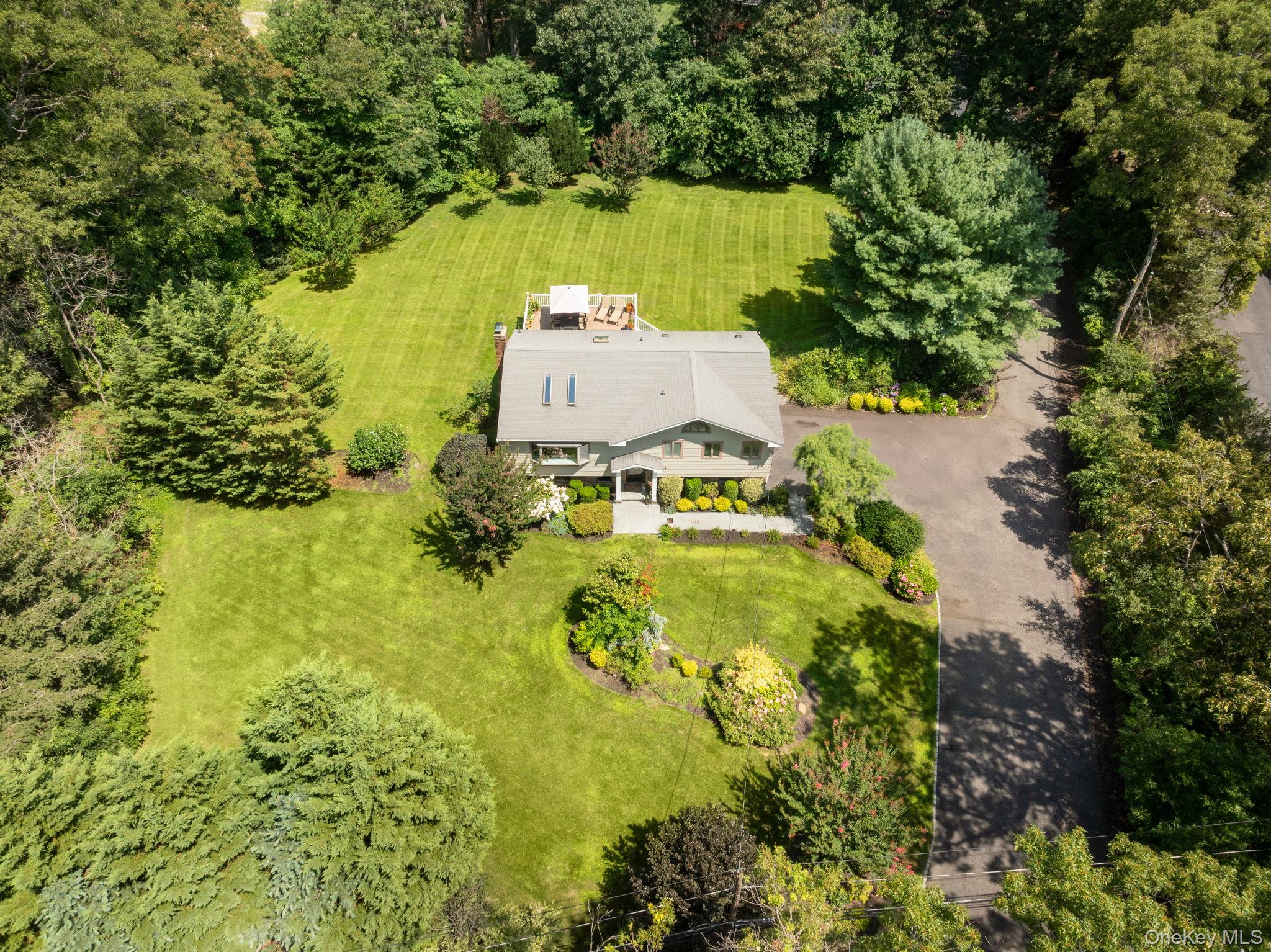 25 Brewster Avenue – For Sale