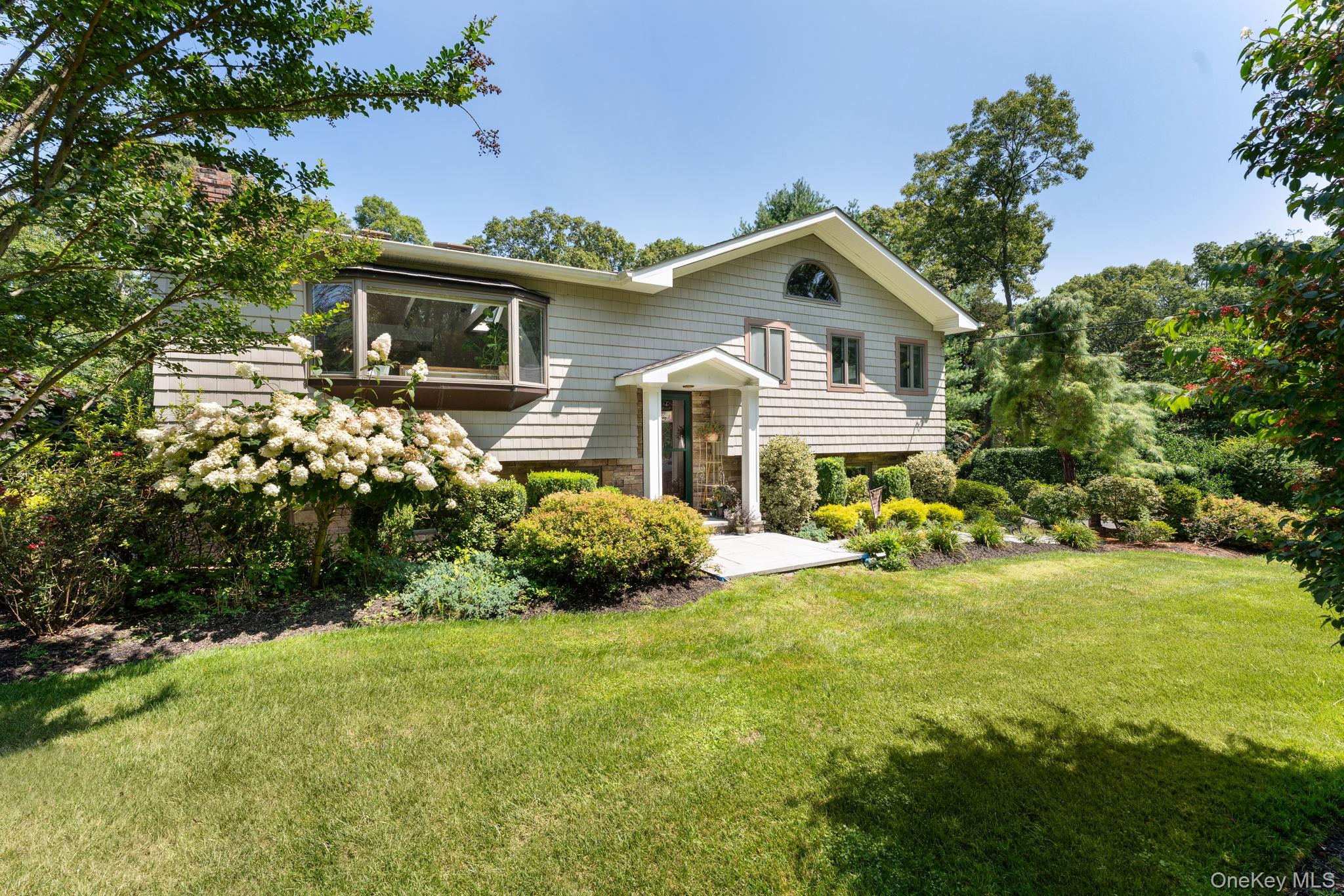 25 Brewster Avenue – For Sale photo 3