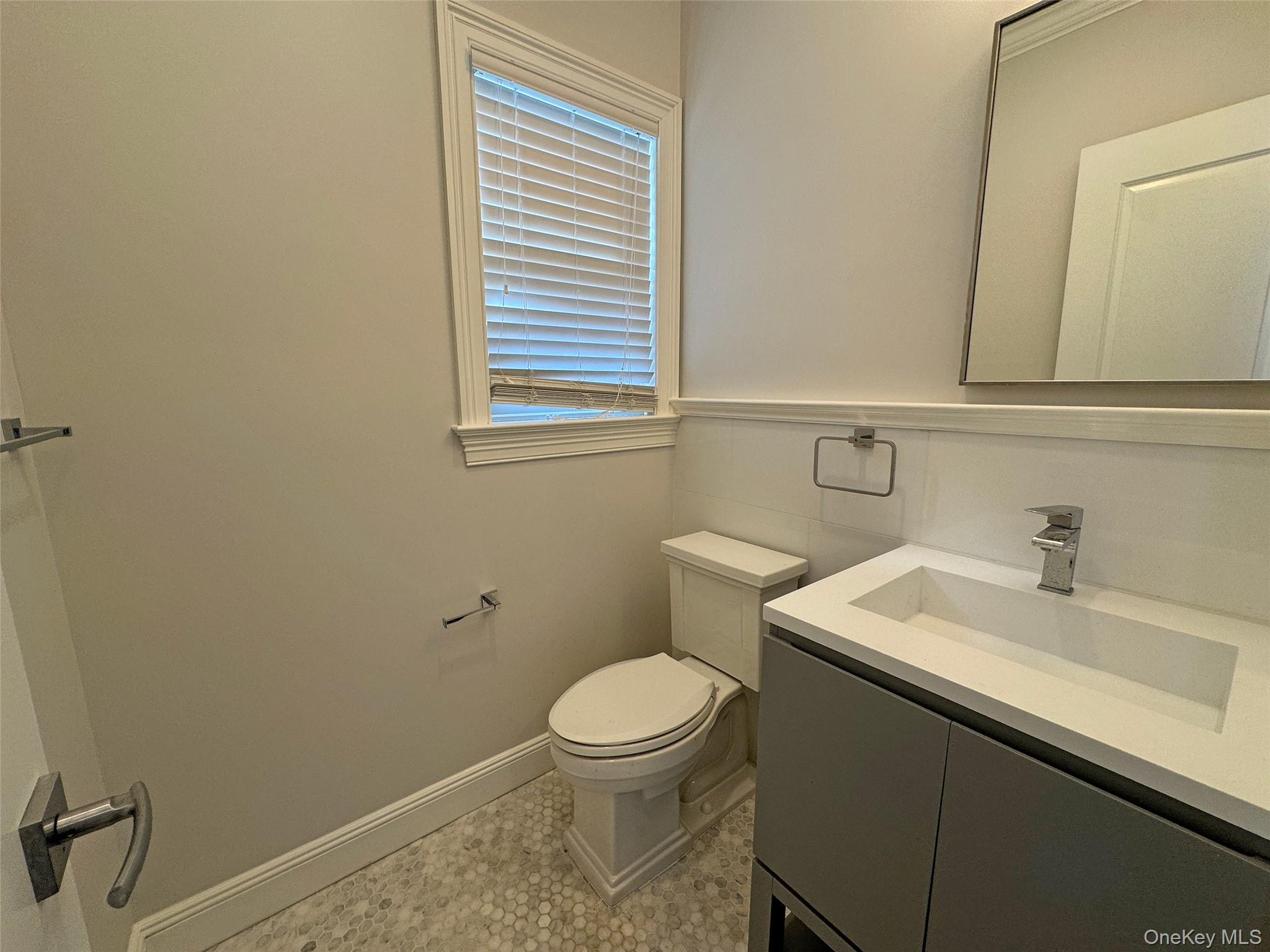 1019 Grove Street – For Rent photo 15