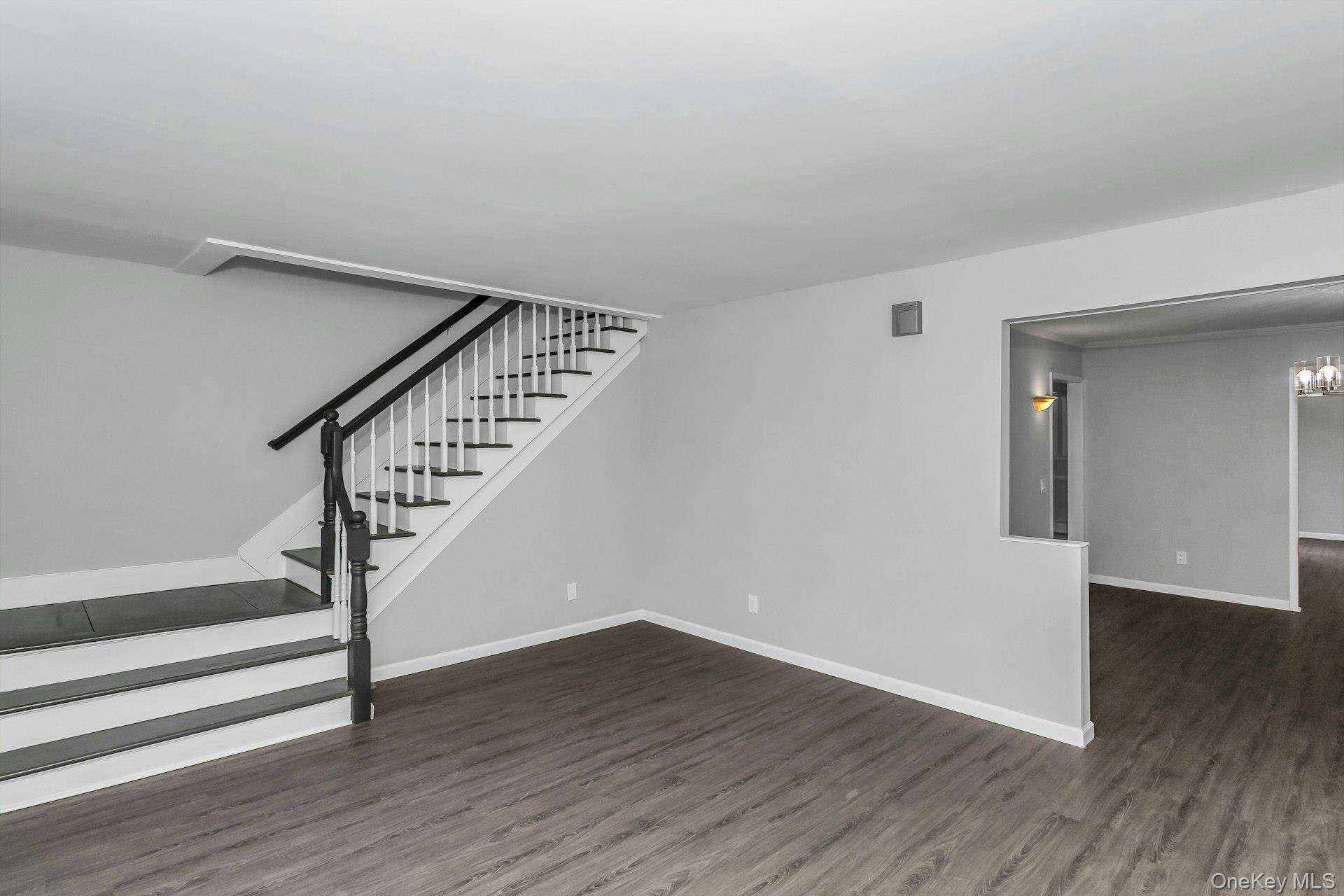 11 Merton Avenue – For Sale photo 7