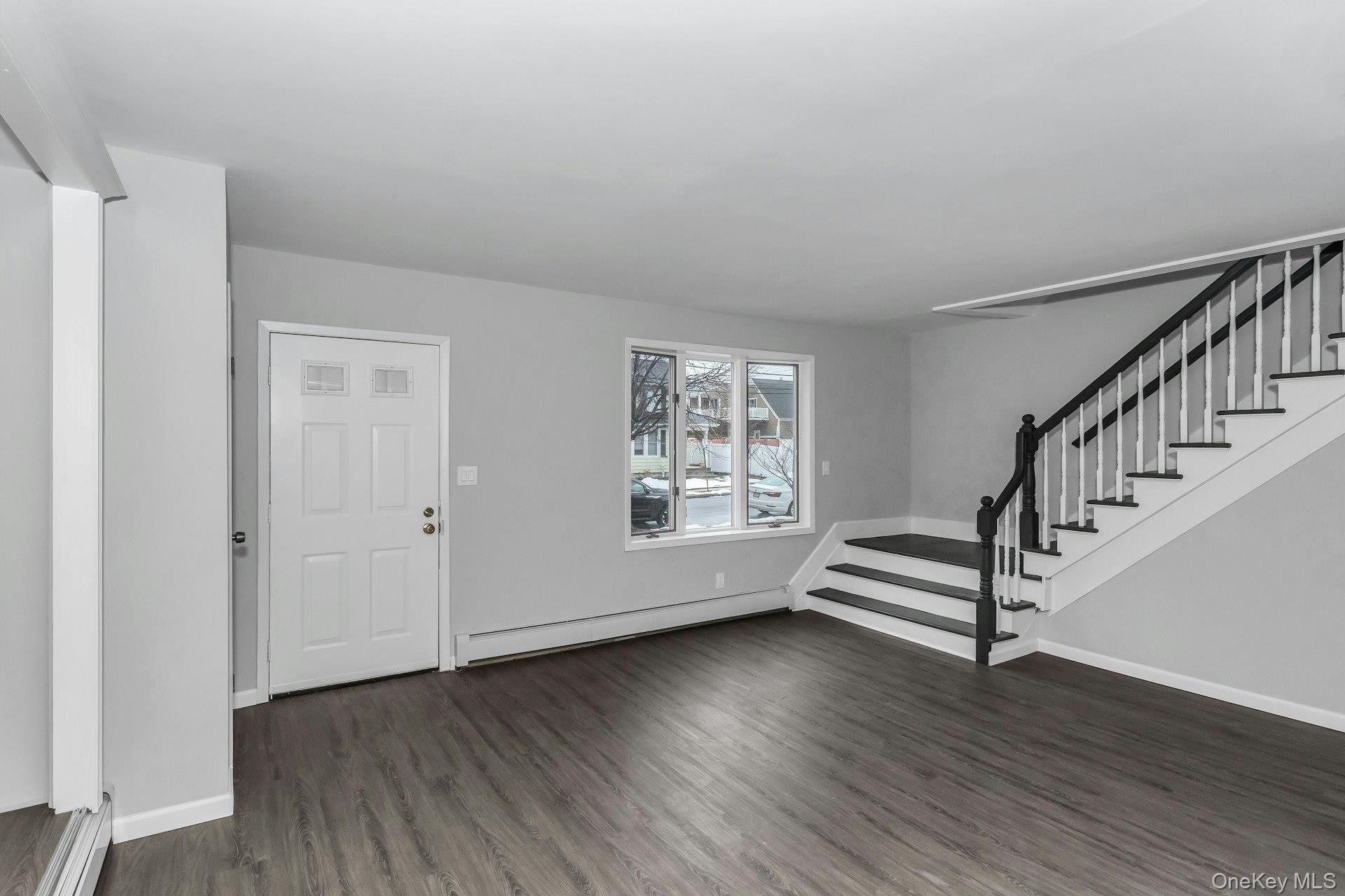 11 Merton Avenue – For Sale photo 5