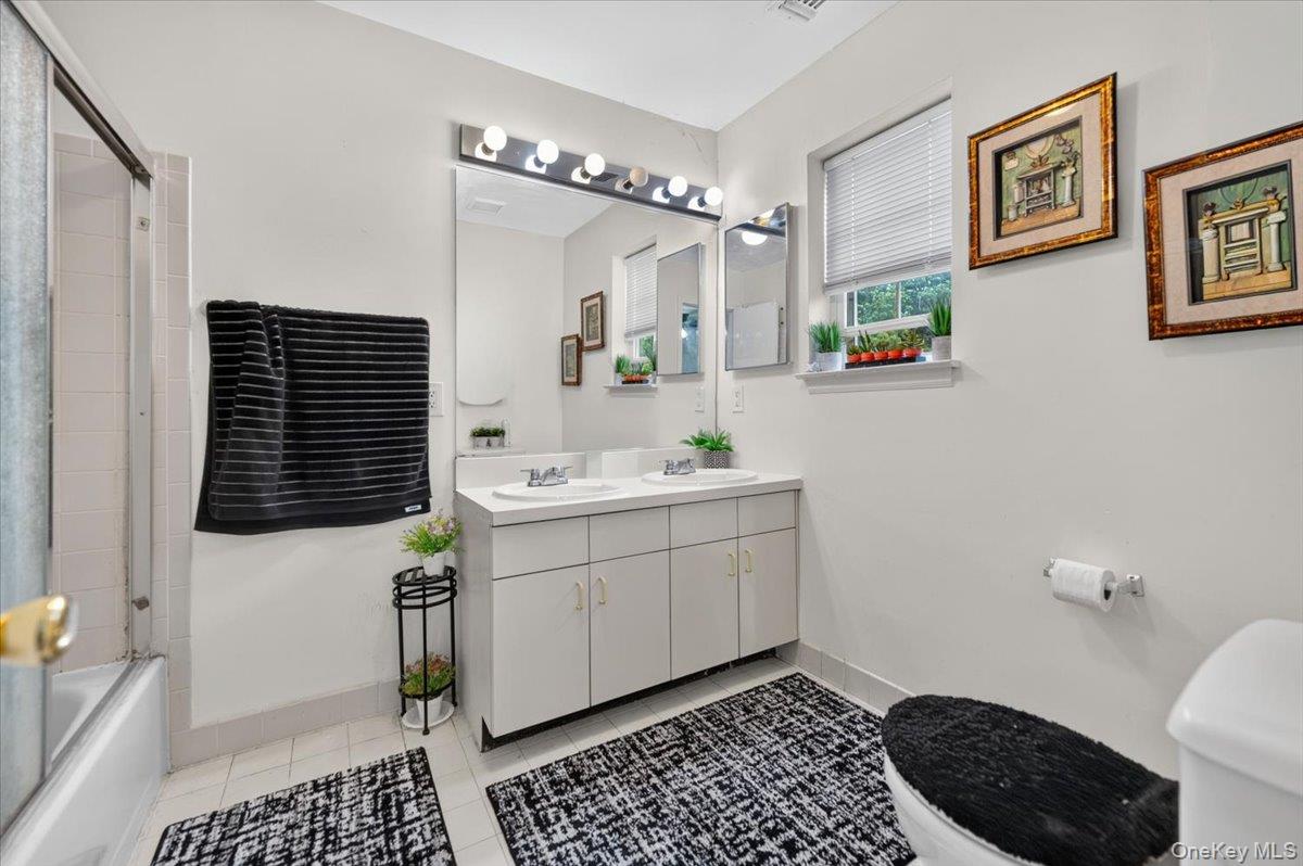 41-43 Broadlawn Drive, Unit 41 and 43 photo 12
