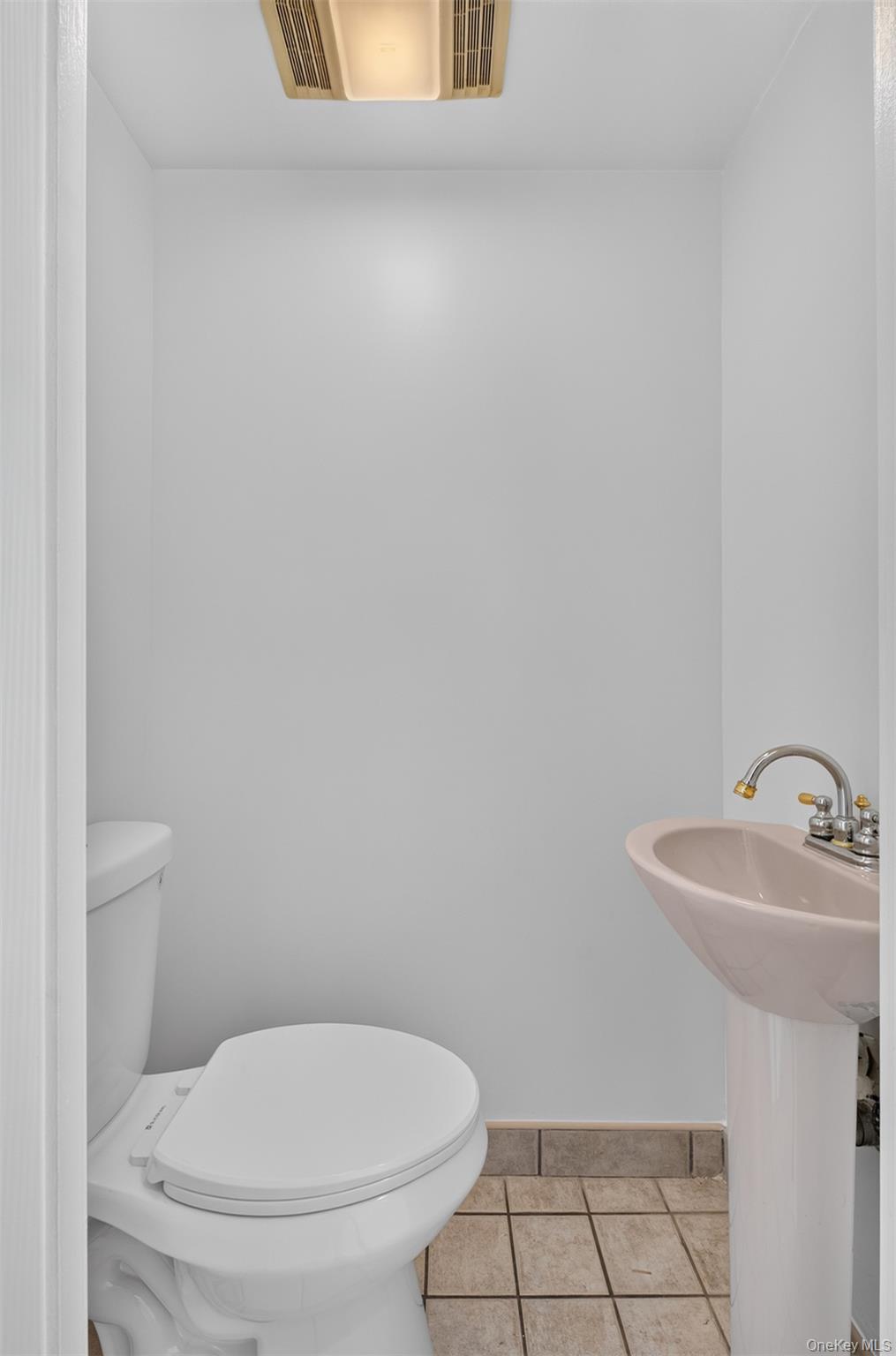 23-30A Corporal Kennedy Street, Unit 84 photo 27